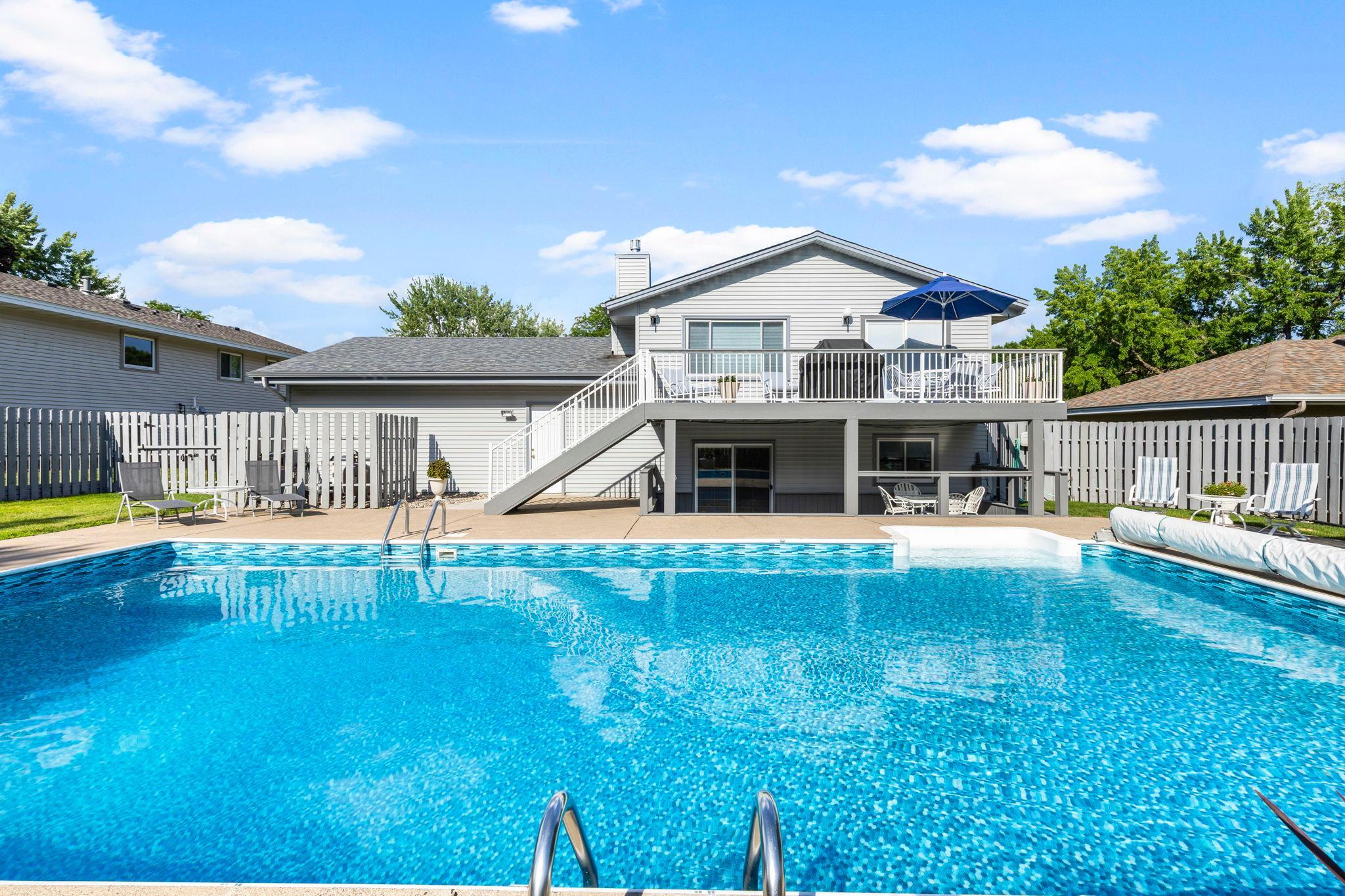 5213 Overlook Drive