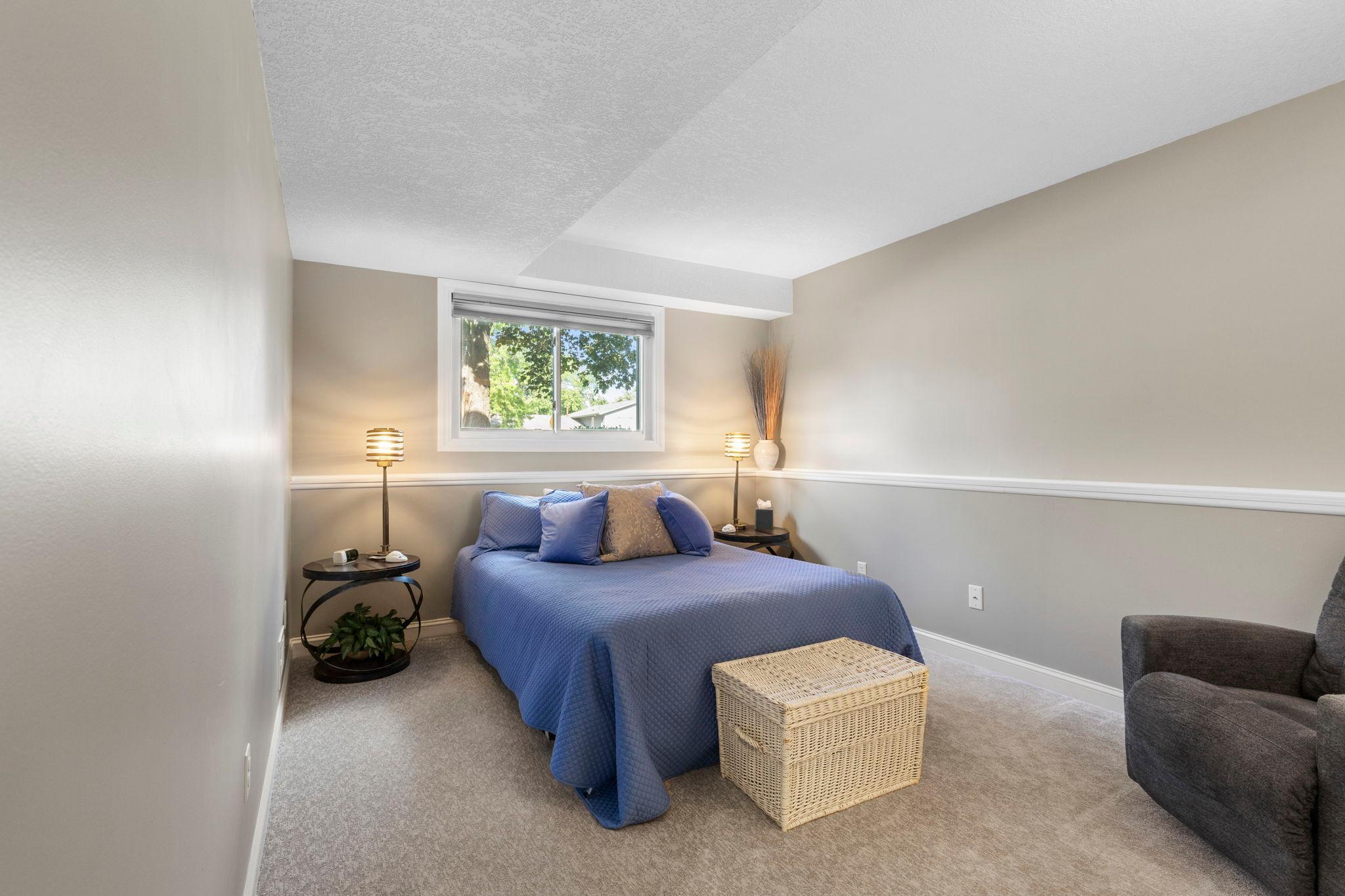 5213 Overlook Drive