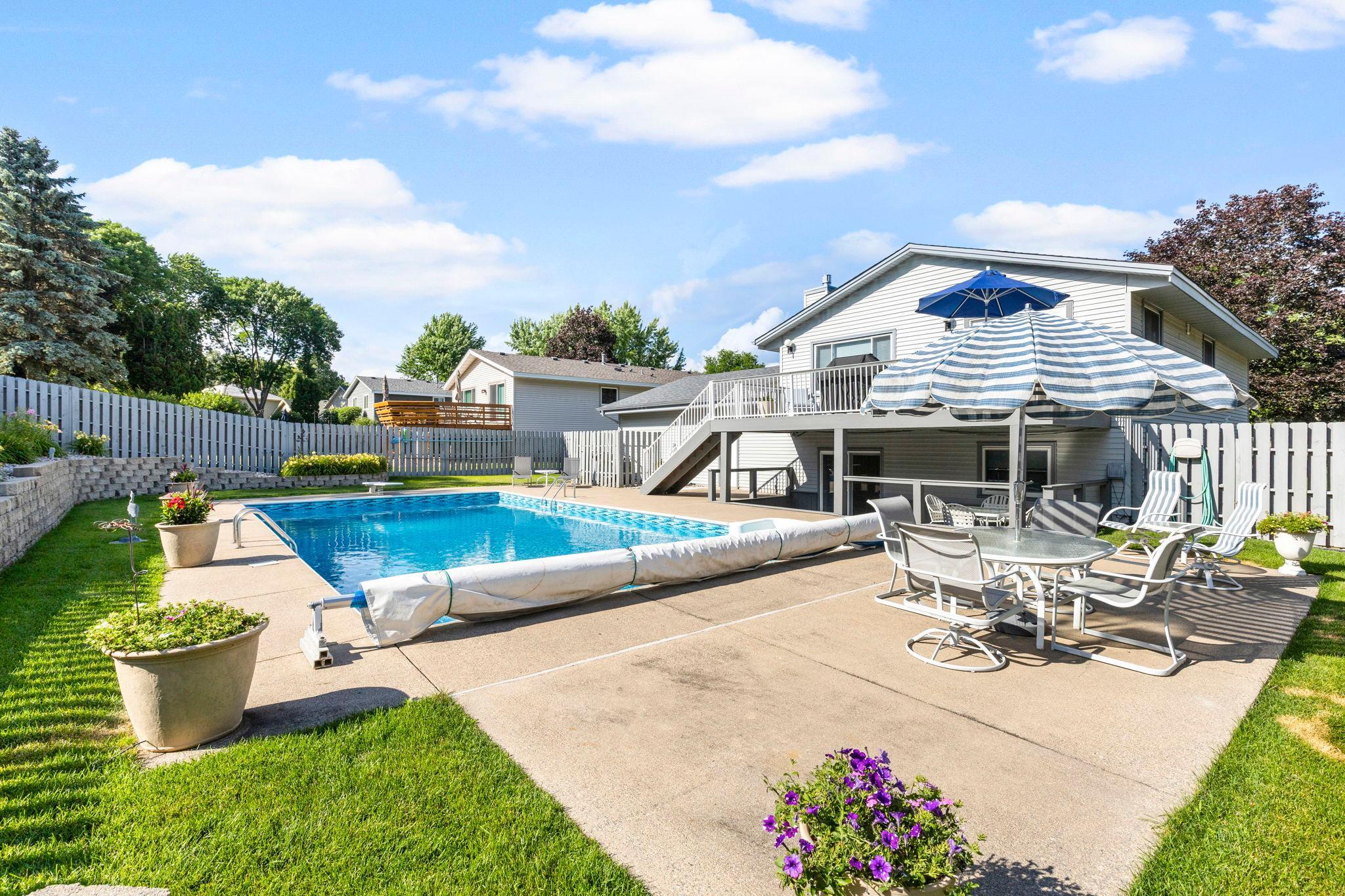5213 Overlook Drive
