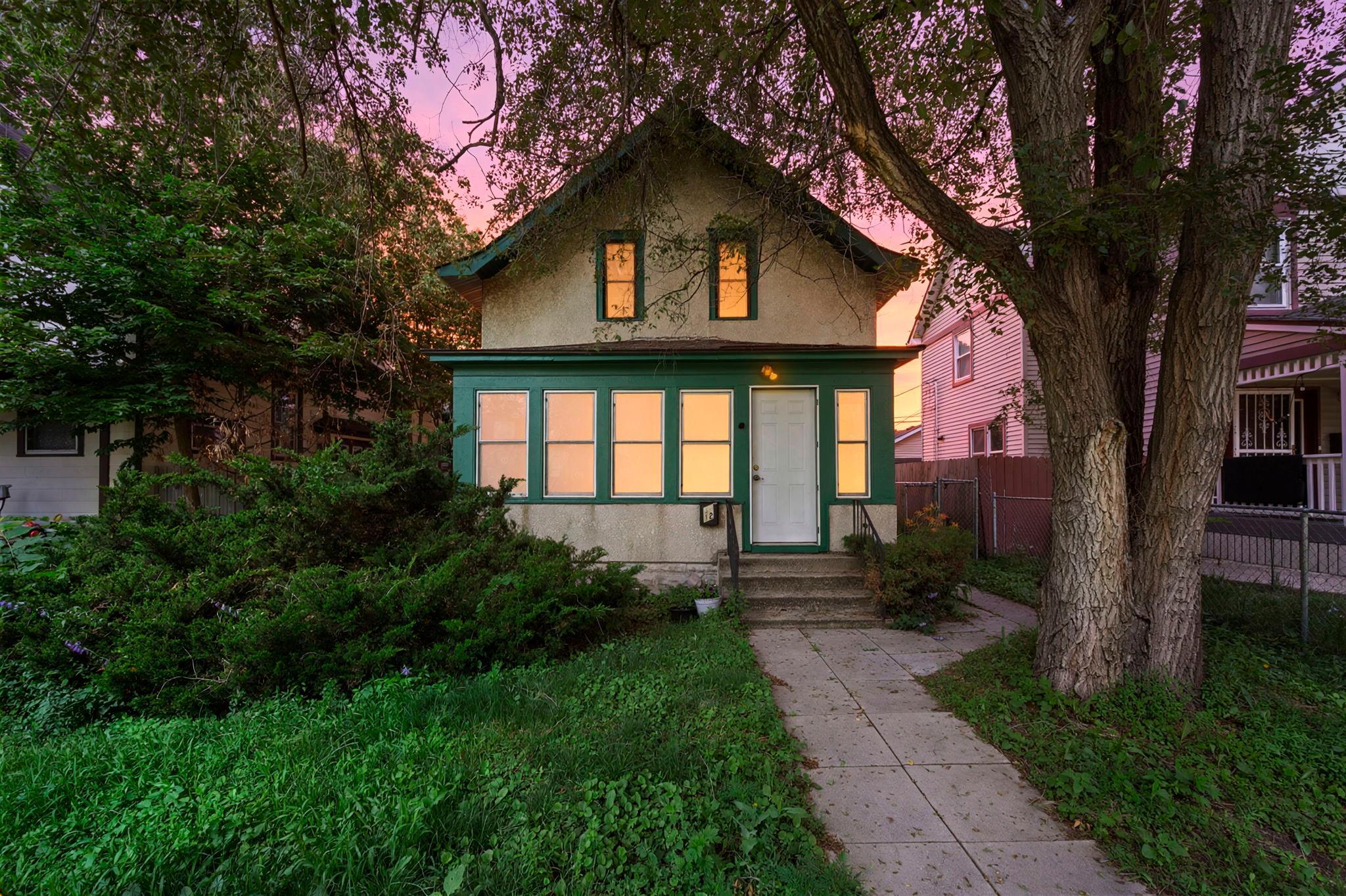 3612 Chicago Avenue