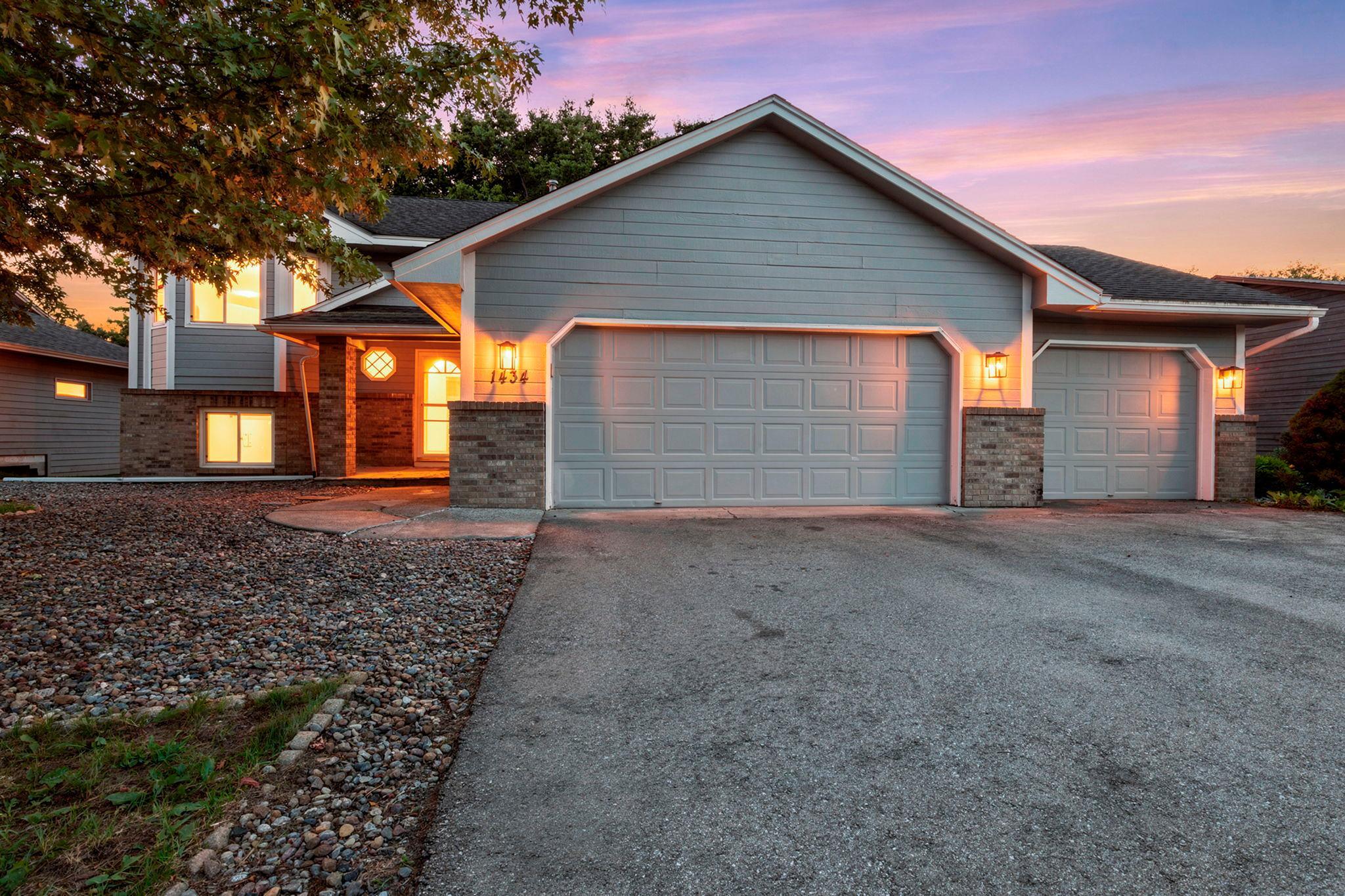 1434 Eastlake Drive