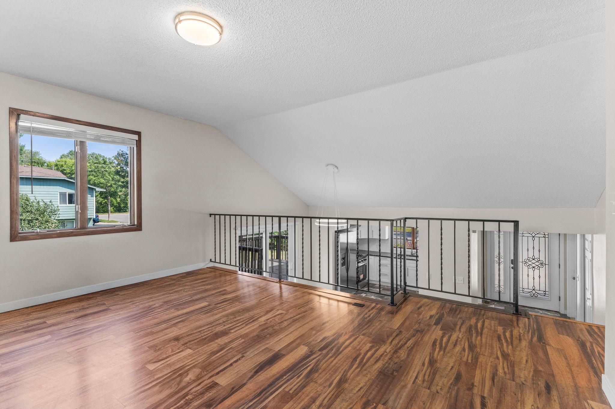 403 Pierce Street NE