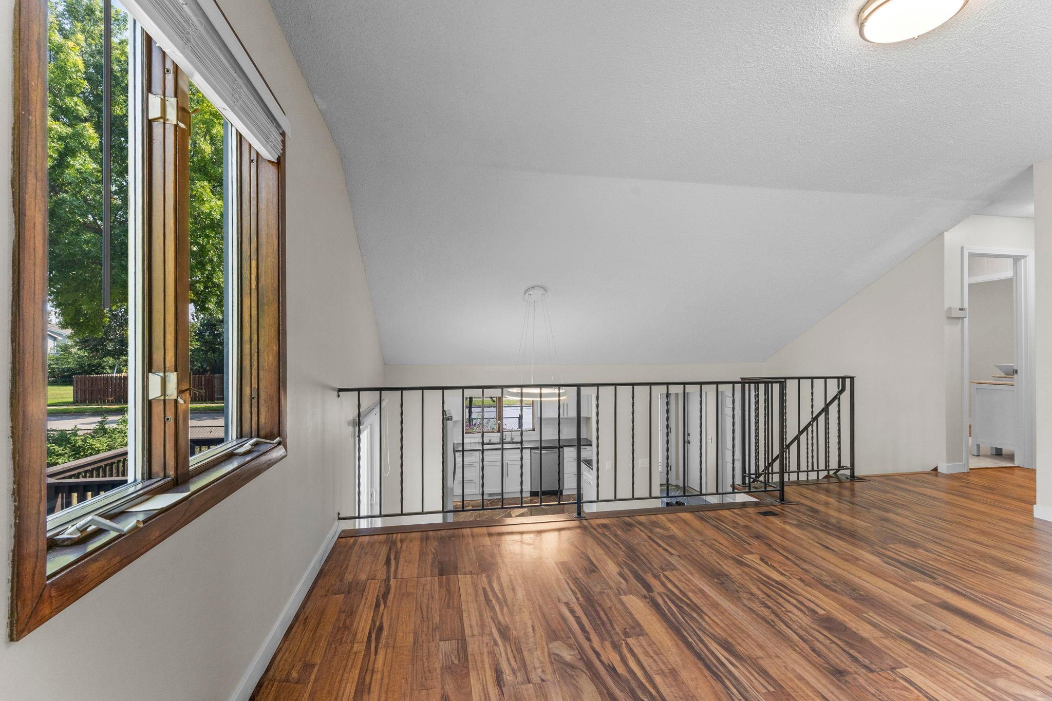 403 Pierce Street NE