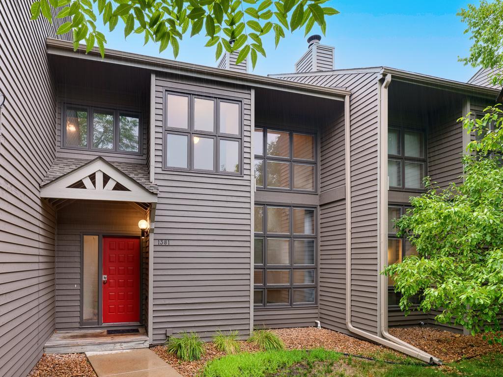 1381 Spencer Road W