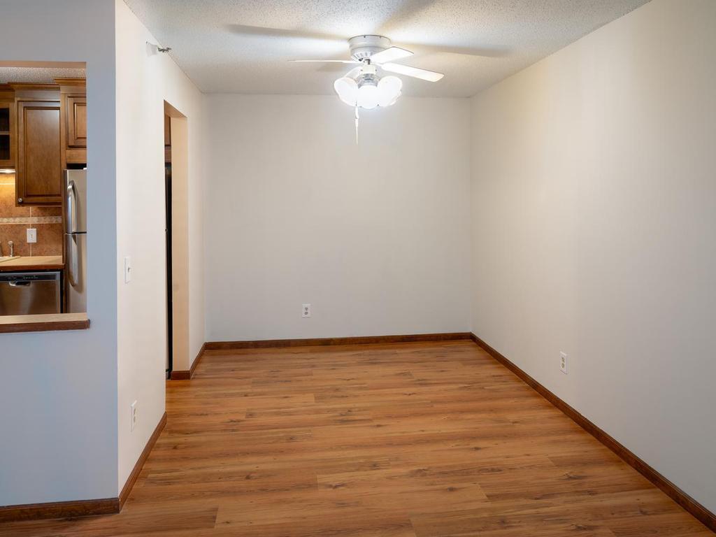 5643 Green Circle Drive Unit: 207