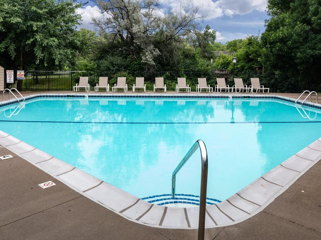 5643 Green Circle Drive Unit: 207