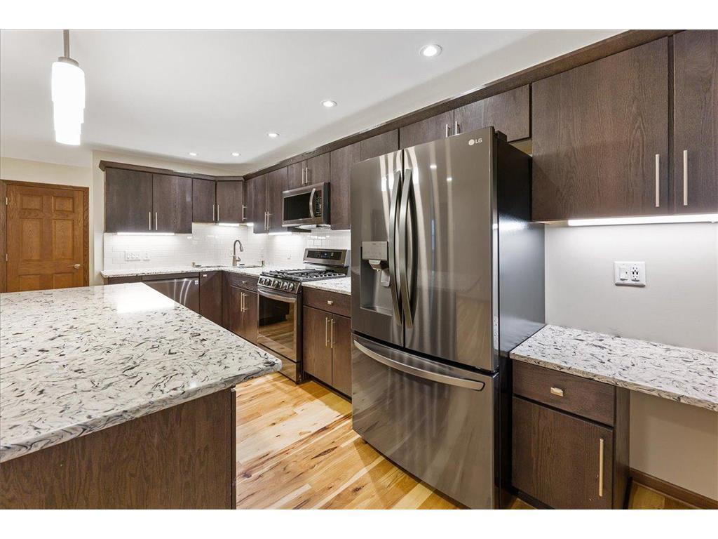 401 Ridgewood Avenue Unit: 104
