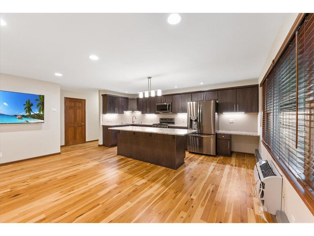 401 Ridgewood Avenue Unit: 104