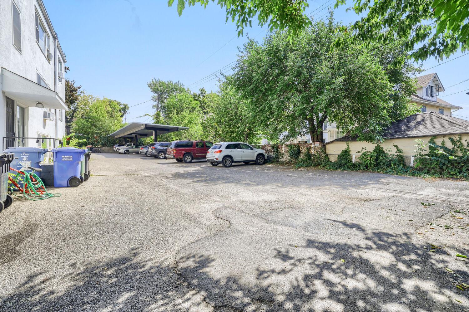 415 Ridgewood Avenue Unit: 101