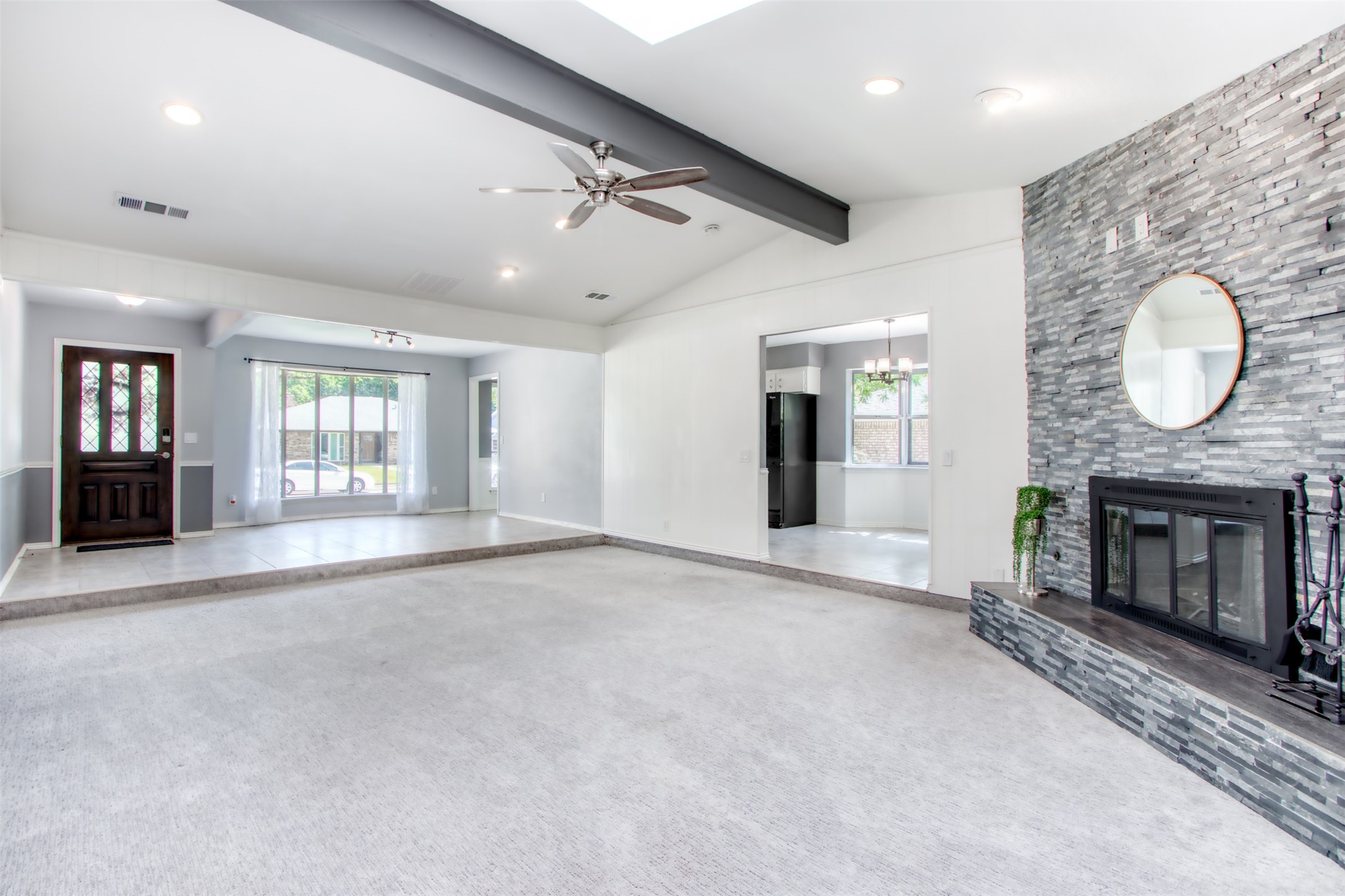 2736 Teakwood Lane