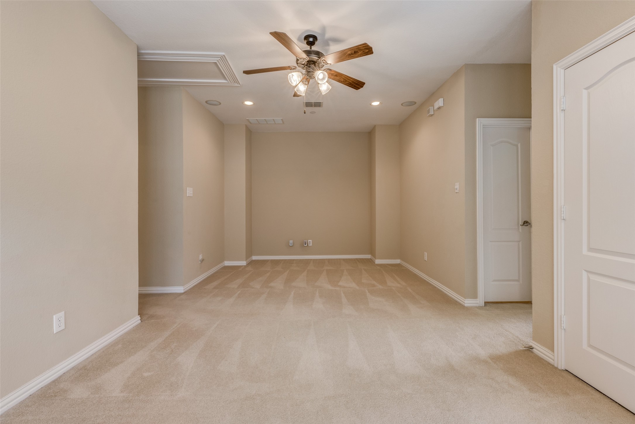 830 Apple Hill Drive