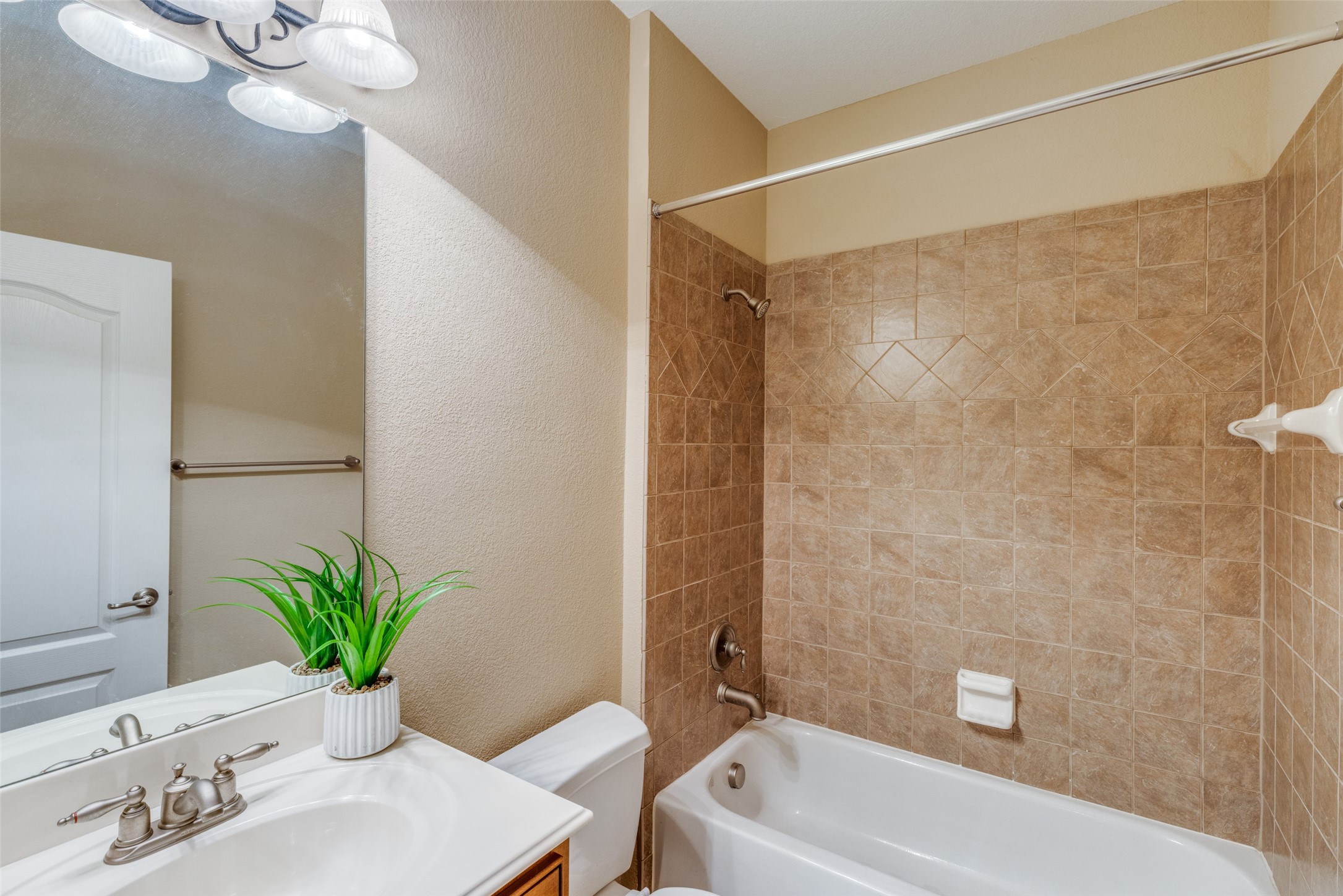 830 Apple Hill Drive