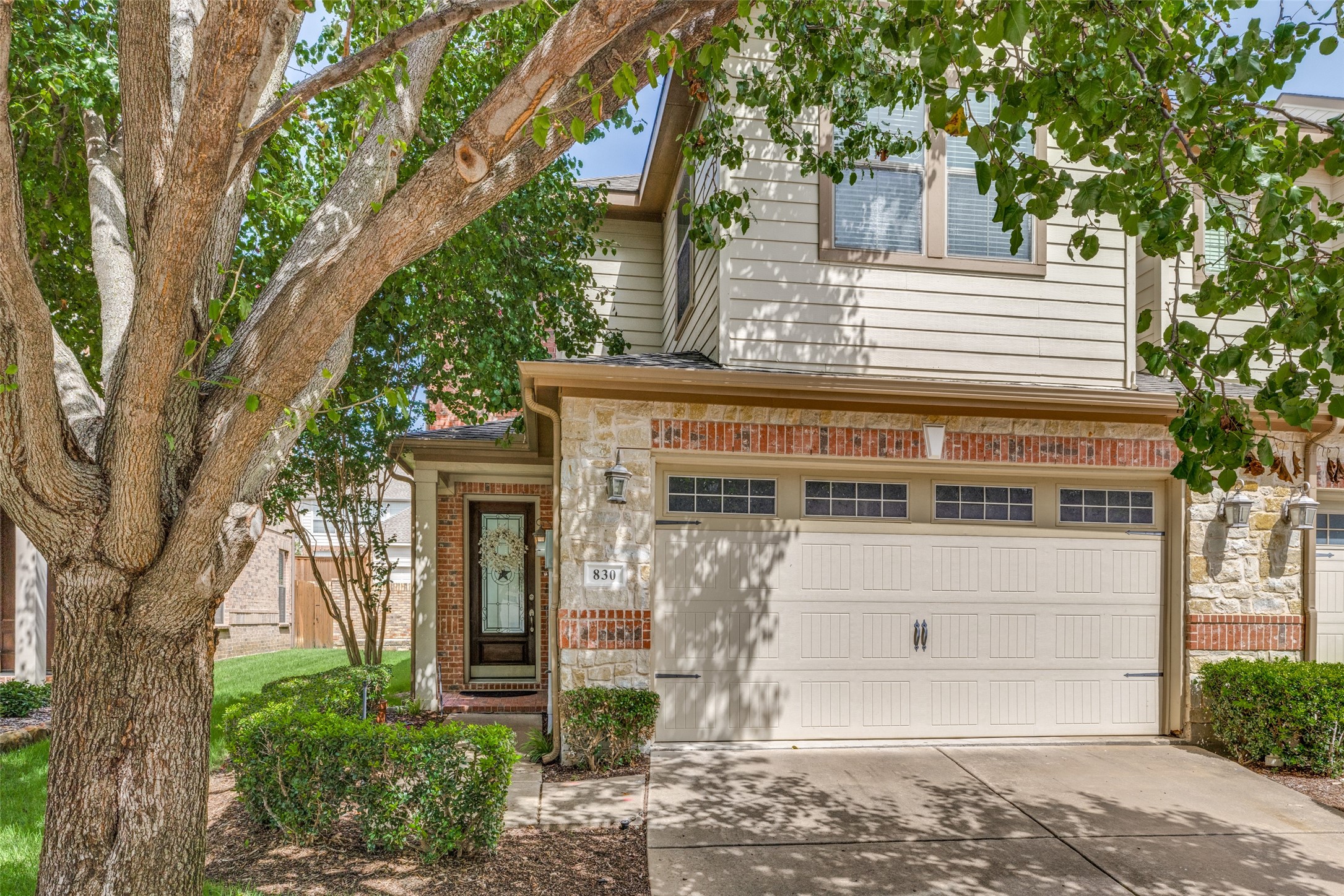 830 Apple Hill Drive