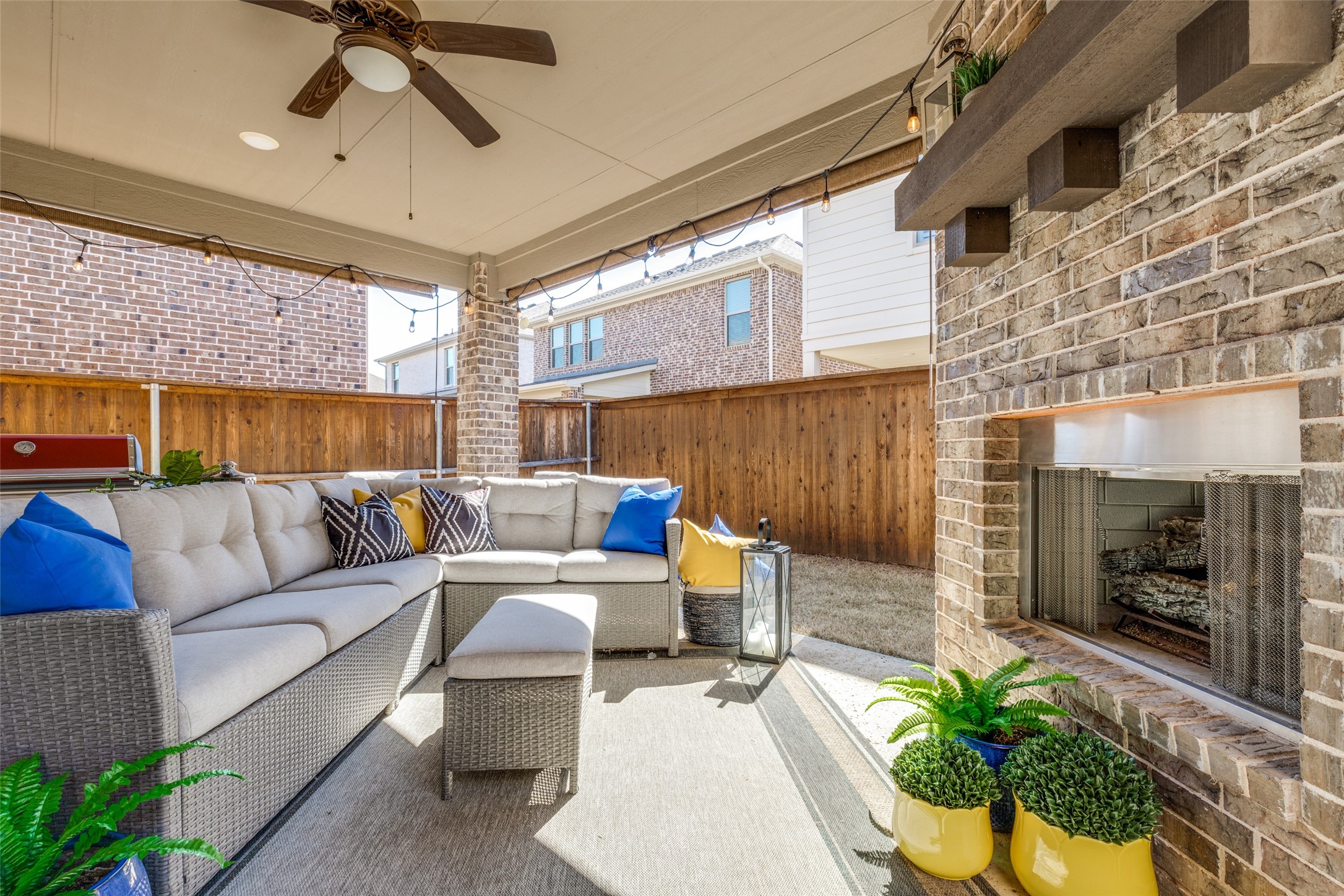 2228 Madison