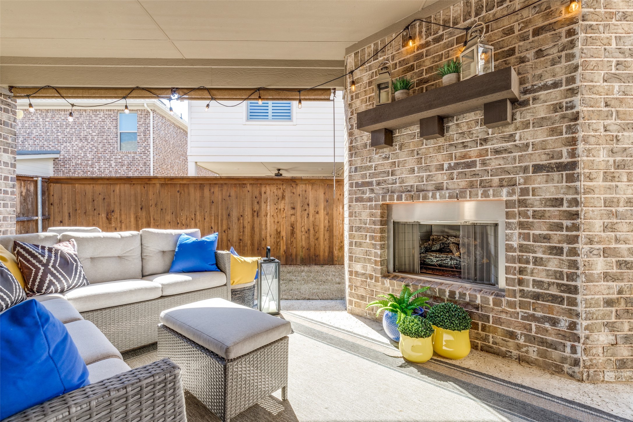 2228 Madison