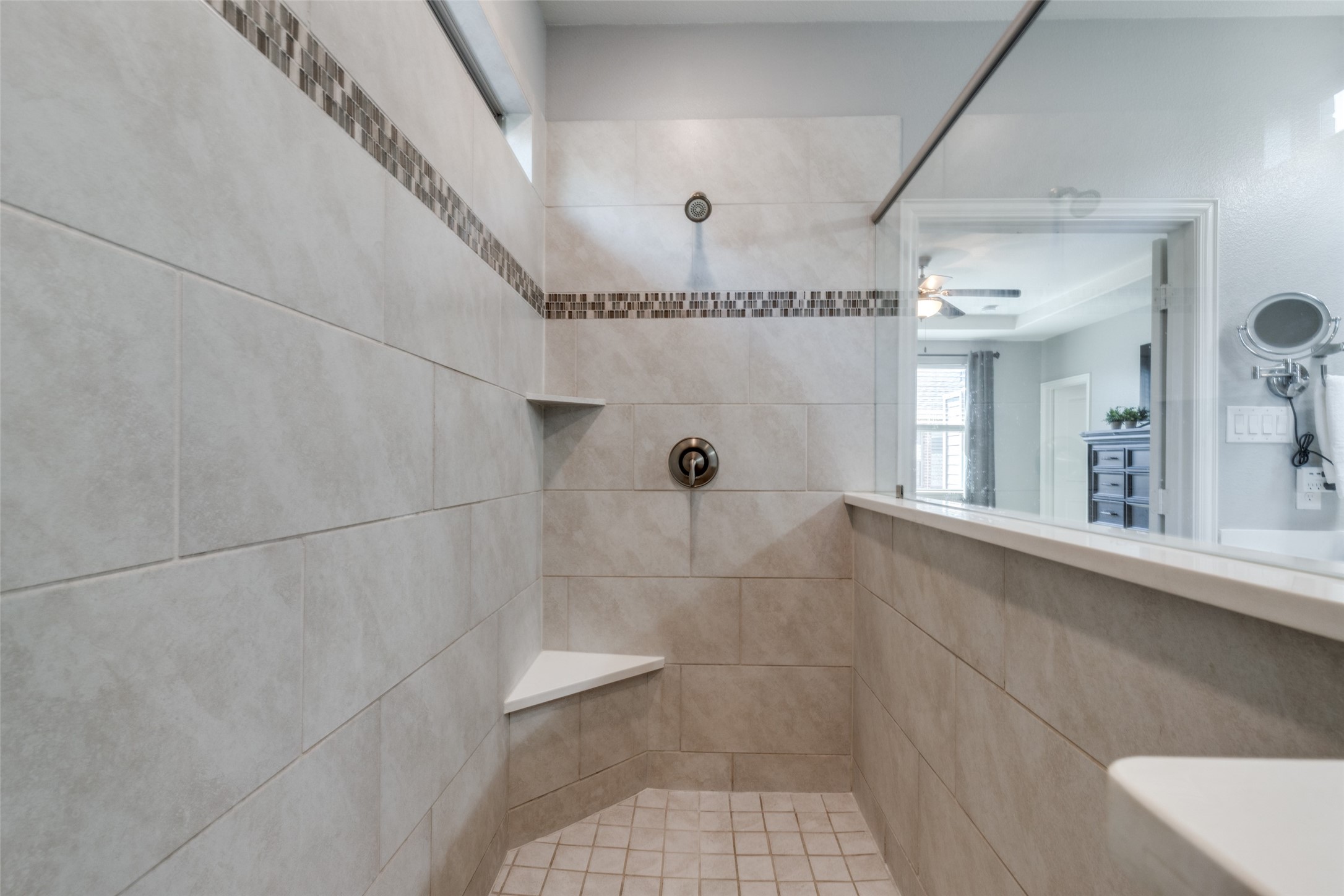 2228 Madison