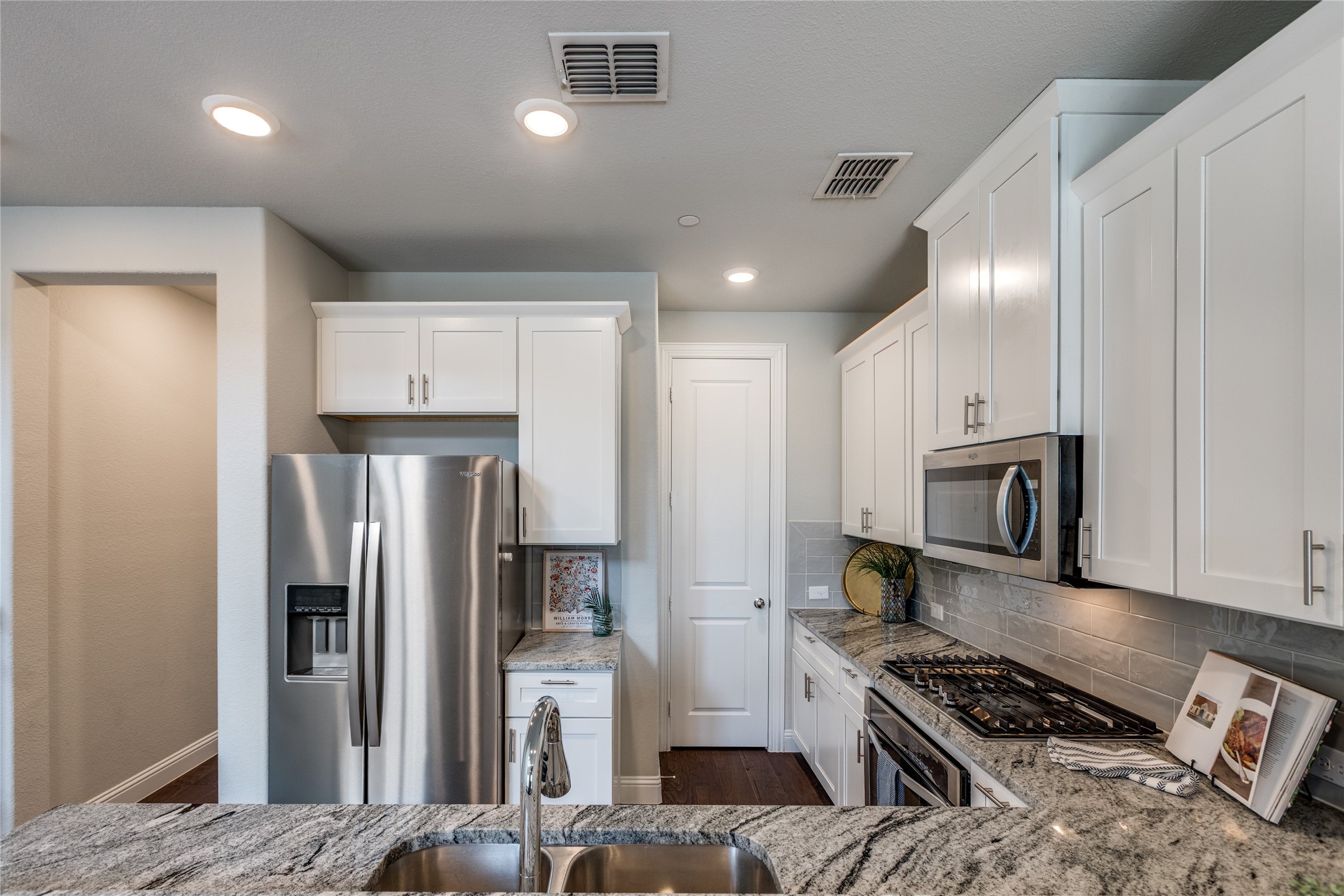 4616 Piedras Lanzar Drive