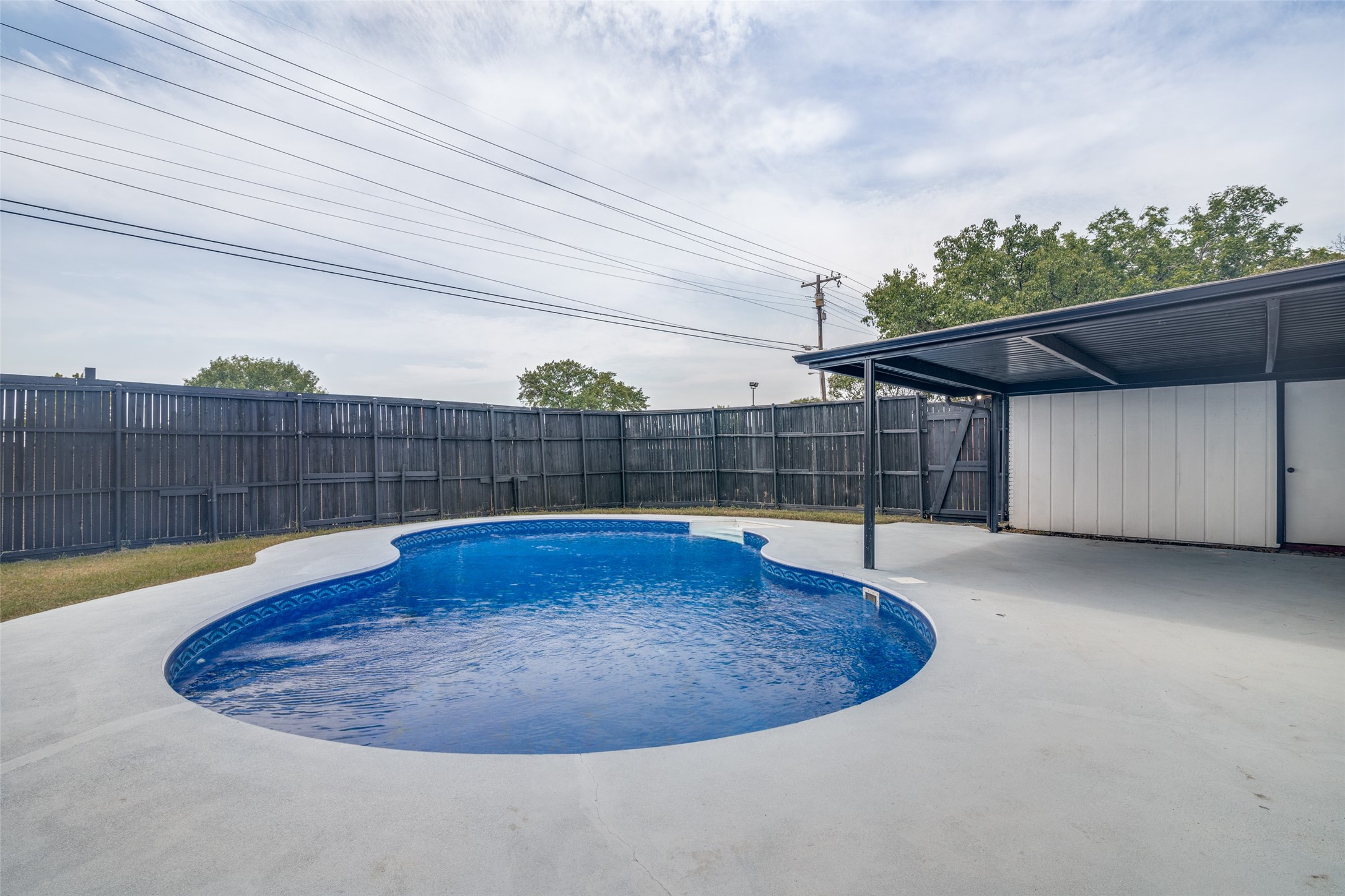 1618 University Drive