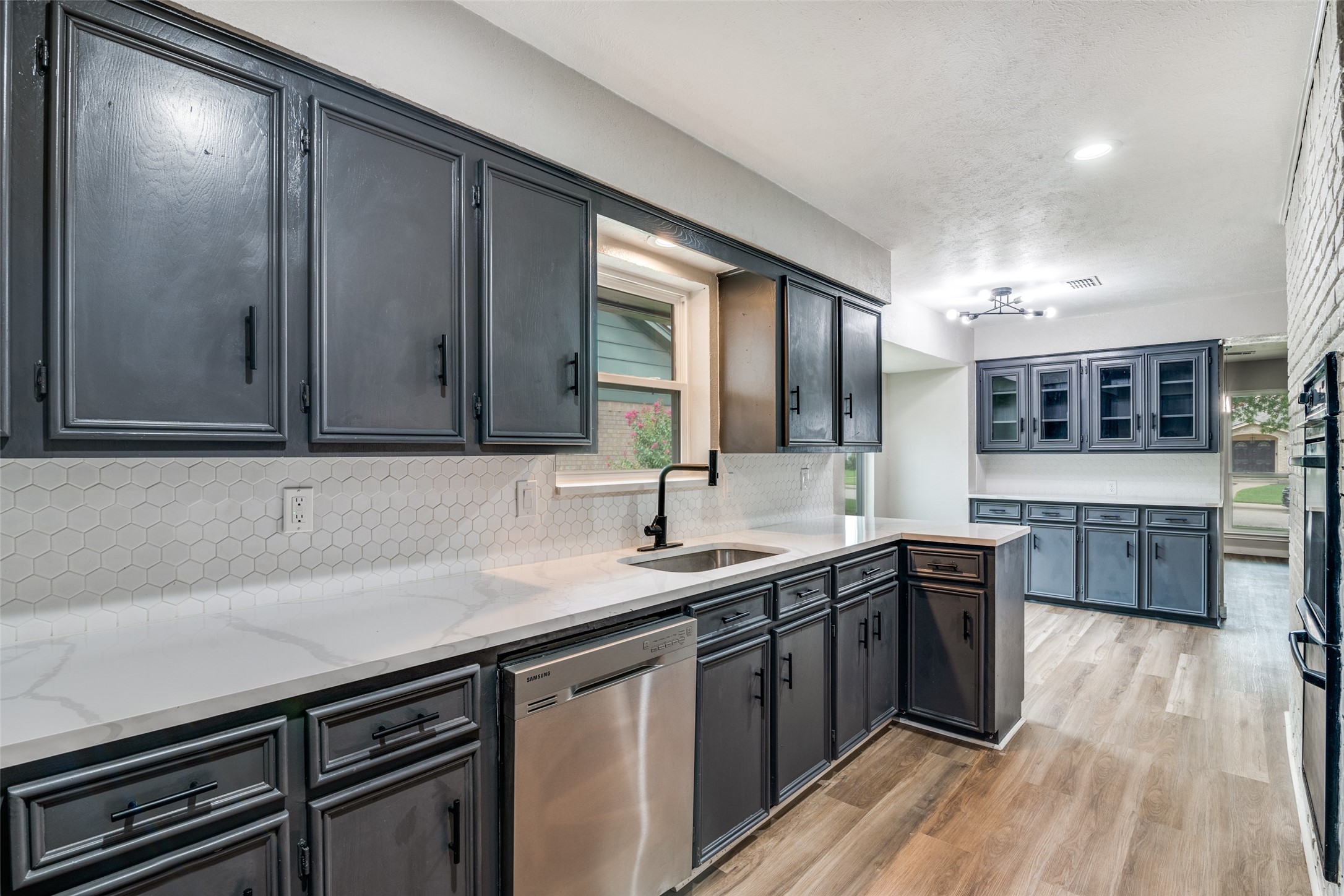 1618 University Drive