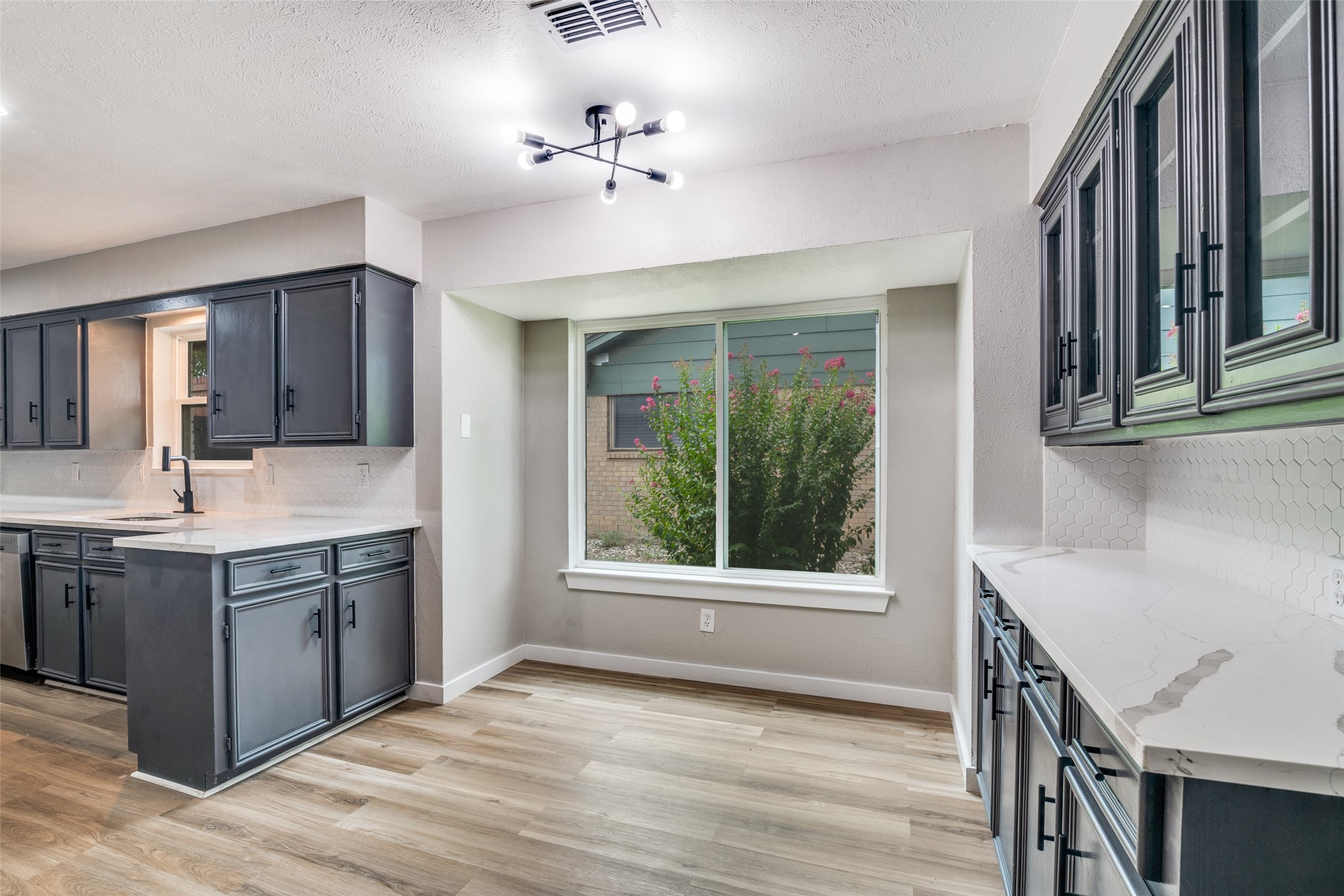 1618 University Drive