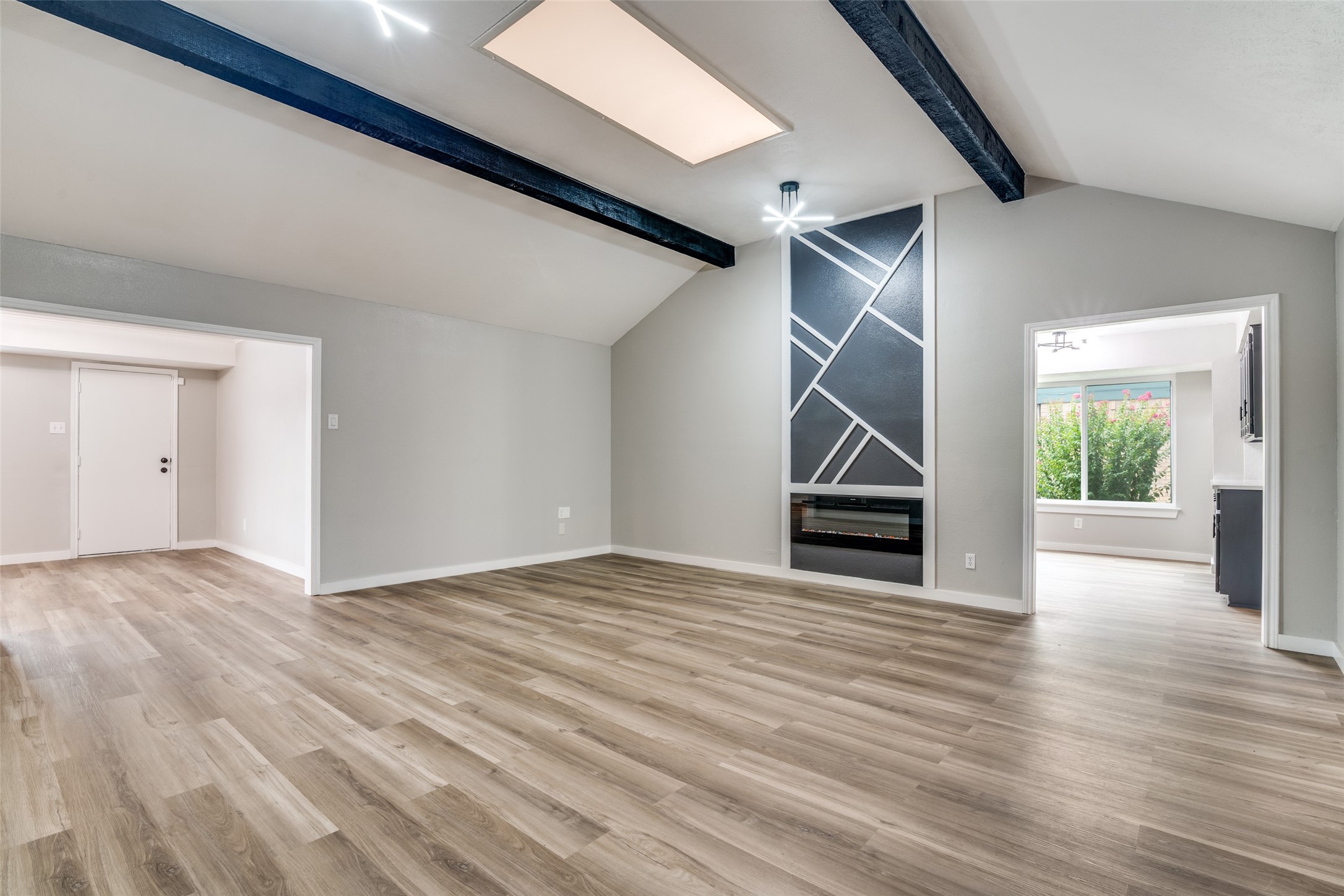 1618 University Drive