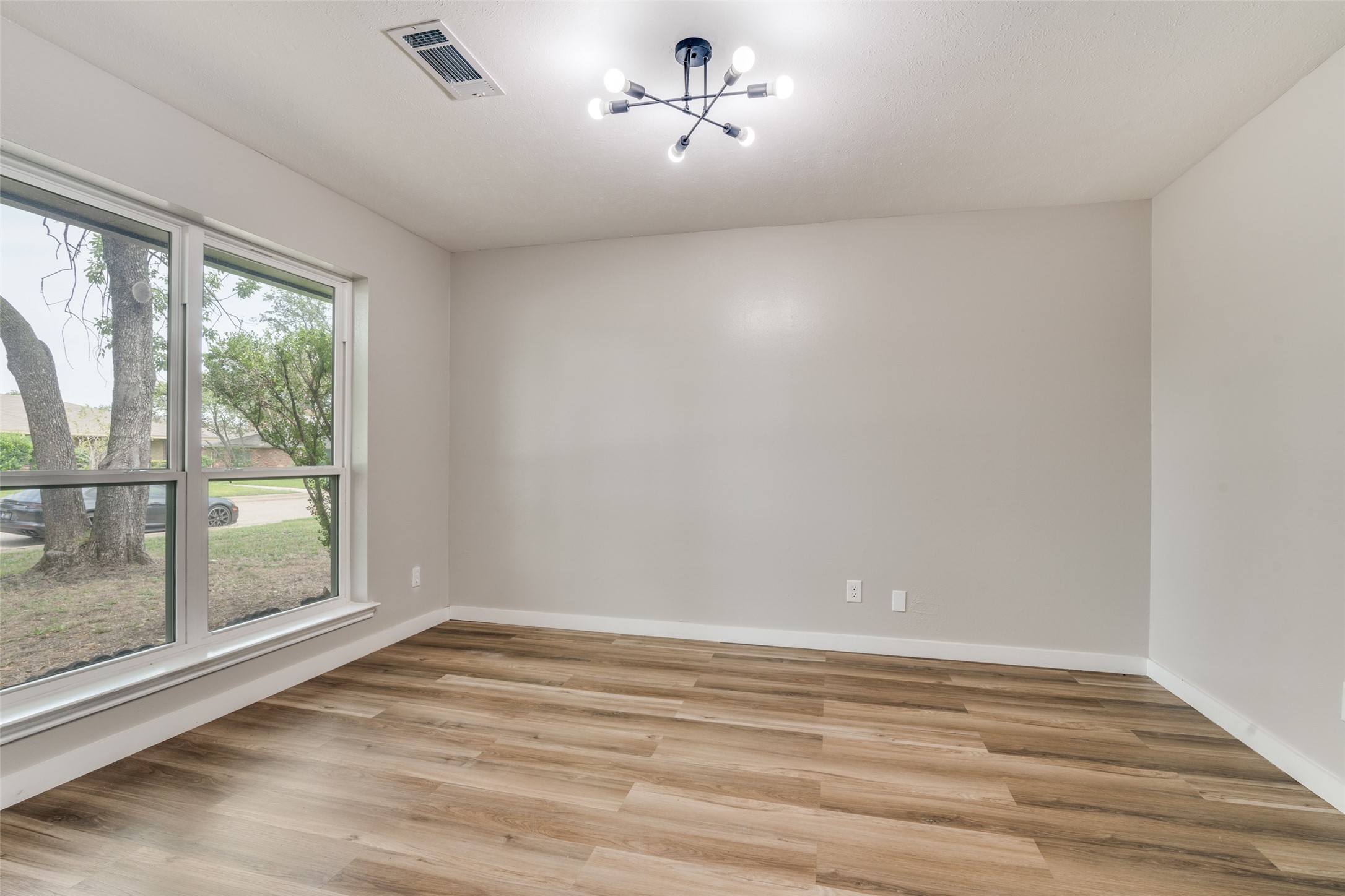 1618 University Drive