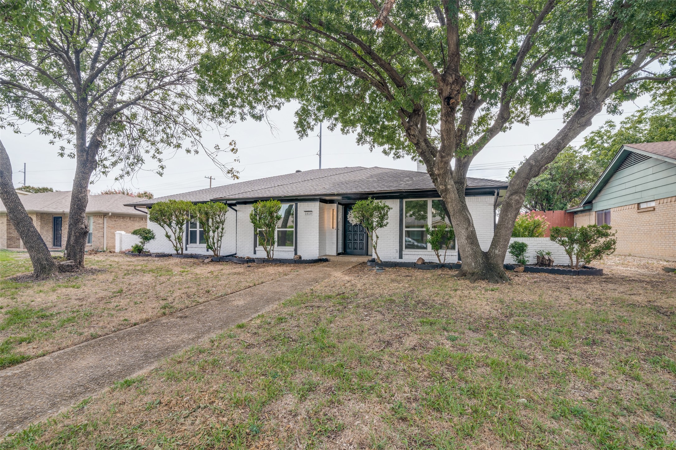 1618 University Drive