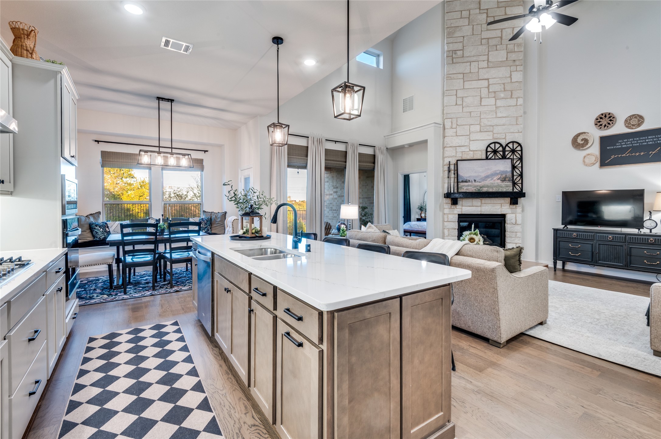 3502 Prickly Pear Trail