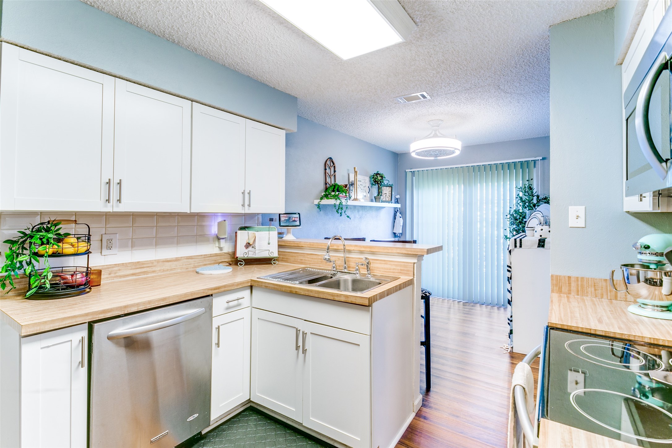 2764 Keller Springs Place