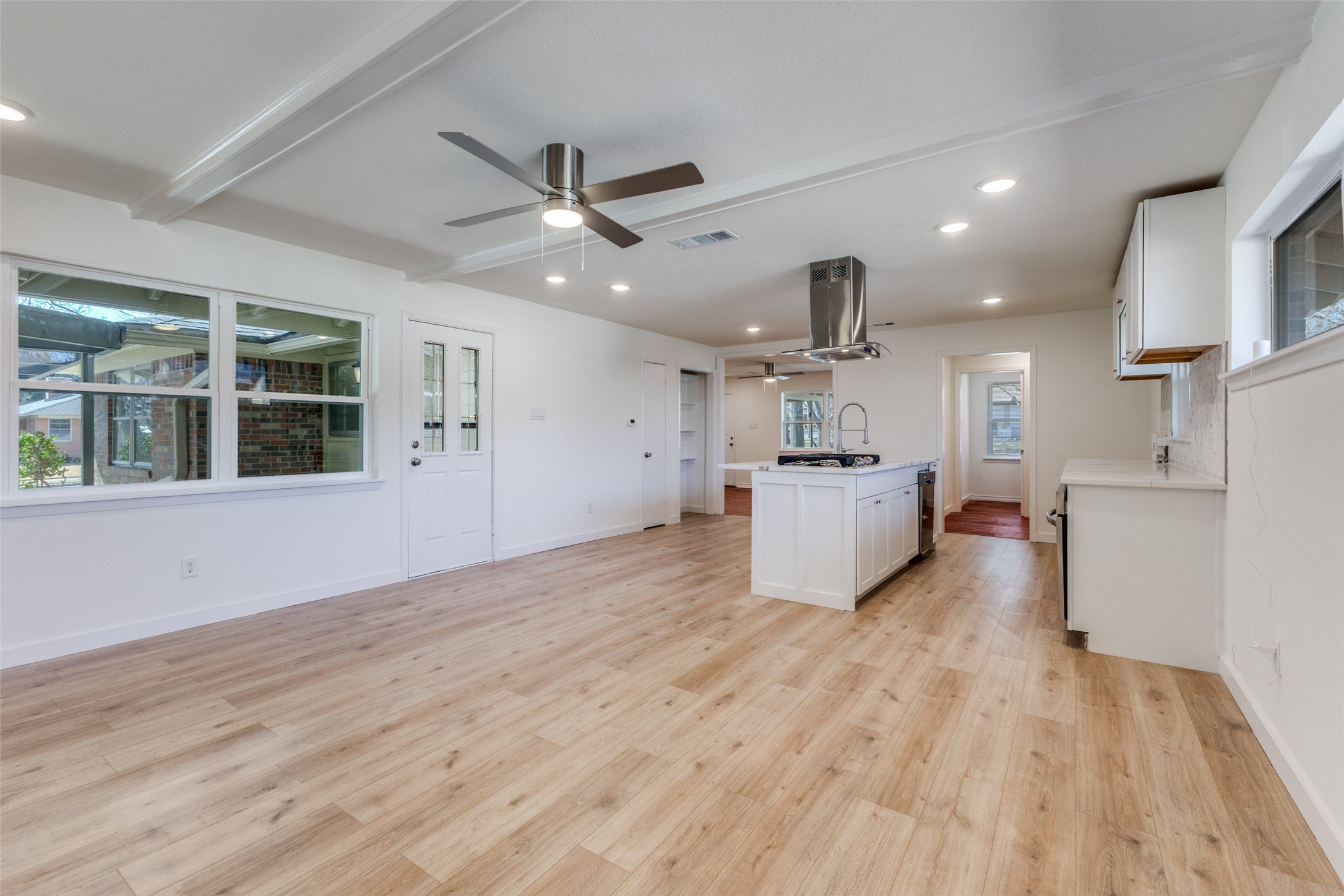 2710 Fairfax Drive