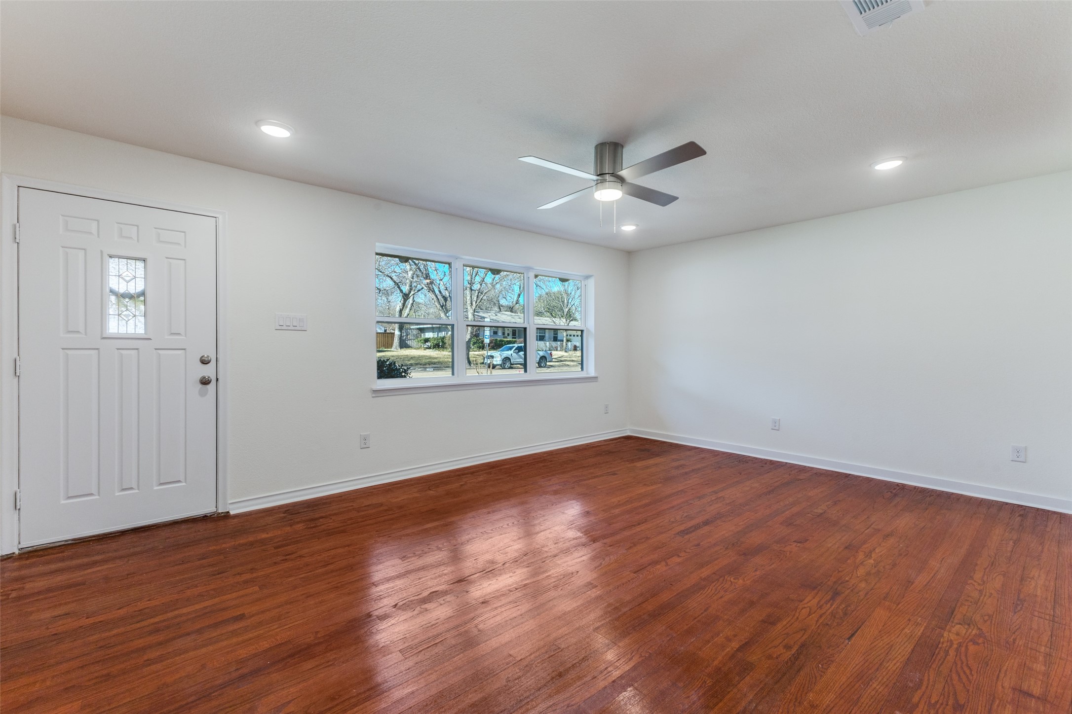2710 Fairfax Drive