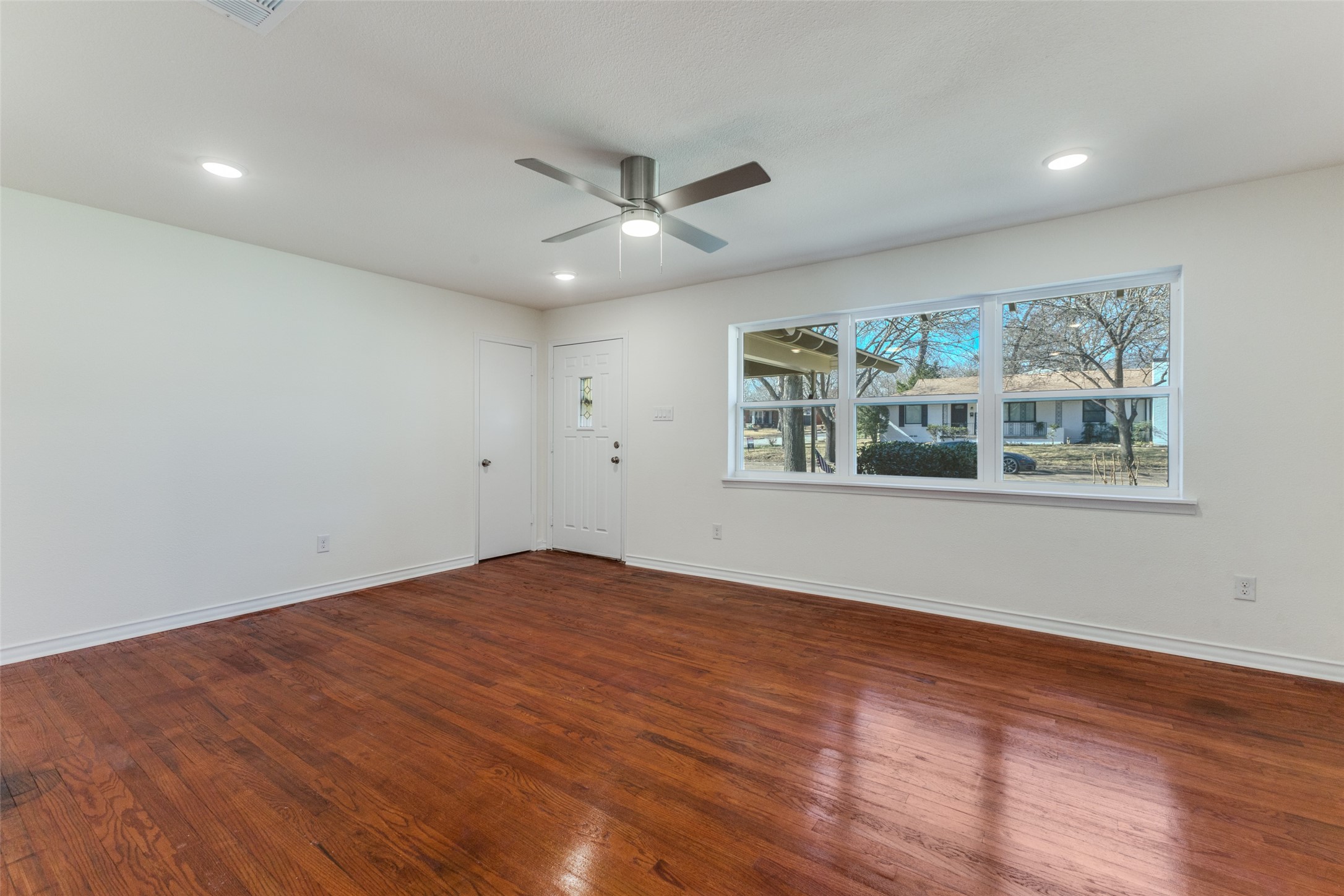 2710 Fairfax Drive