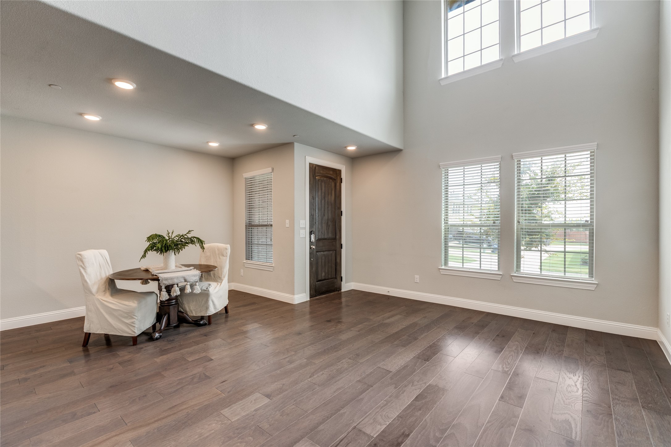 4616 Piedras Lanzar Drive