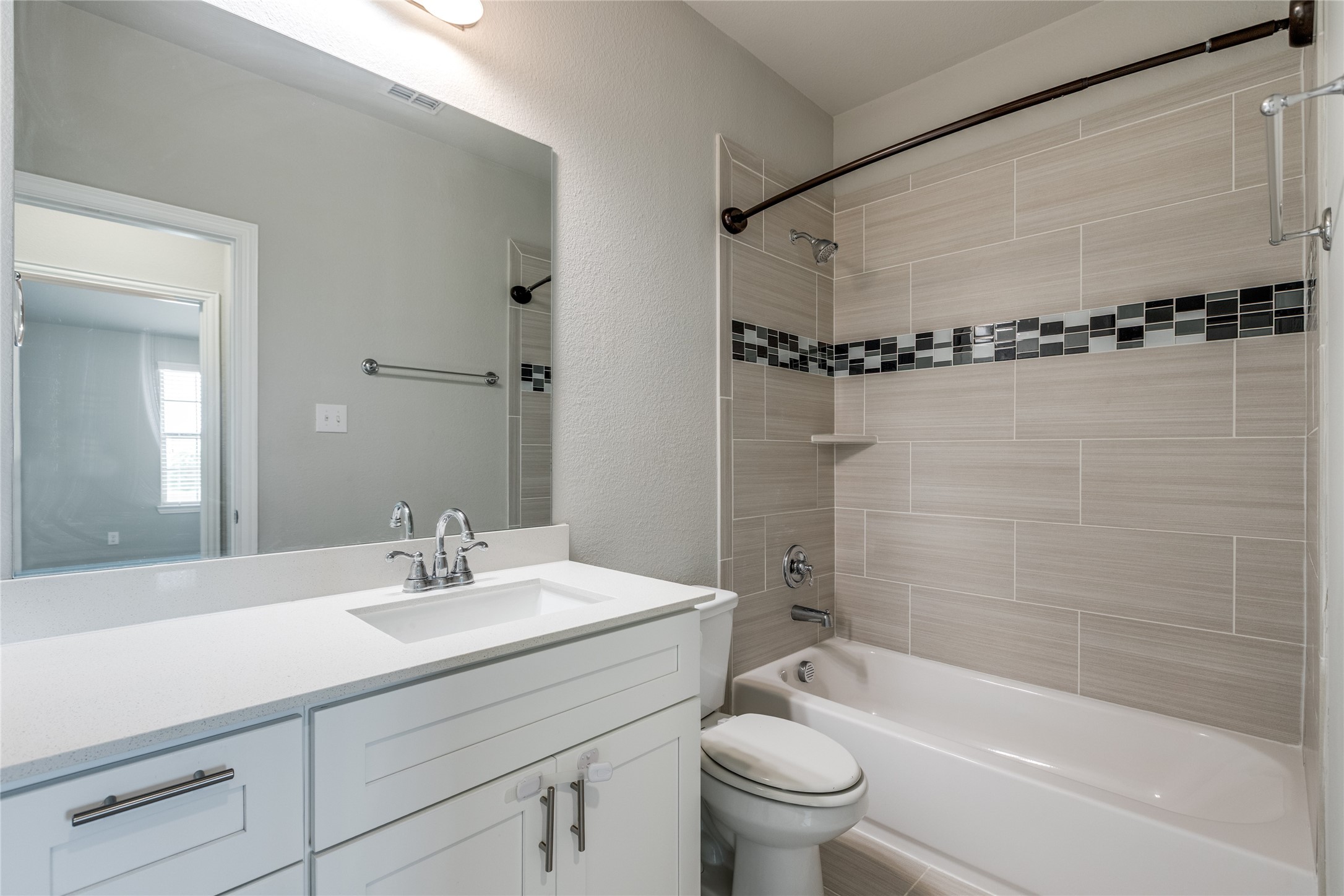 4616 Piedras Lanzar Drive