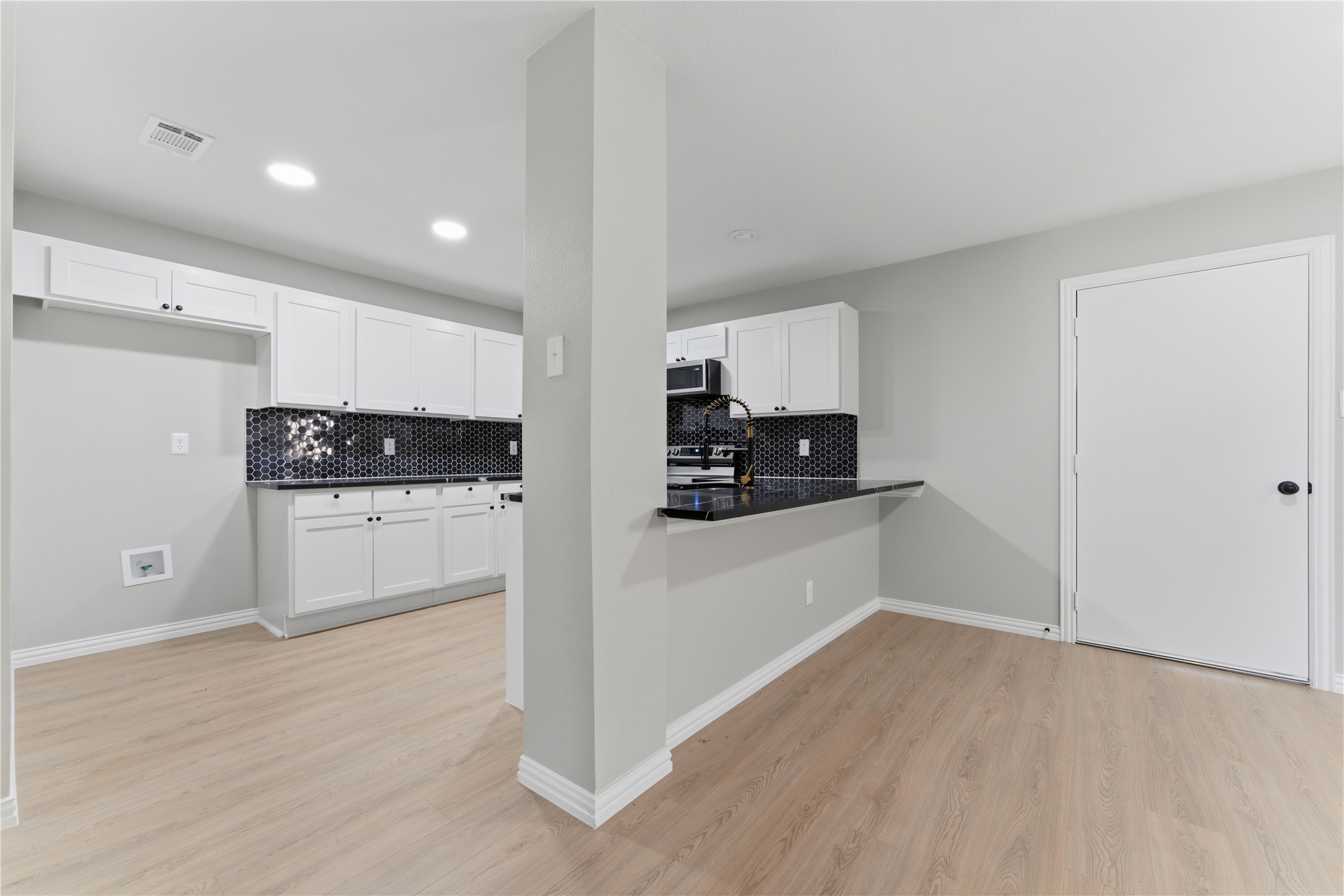 1713 Alameda Drive