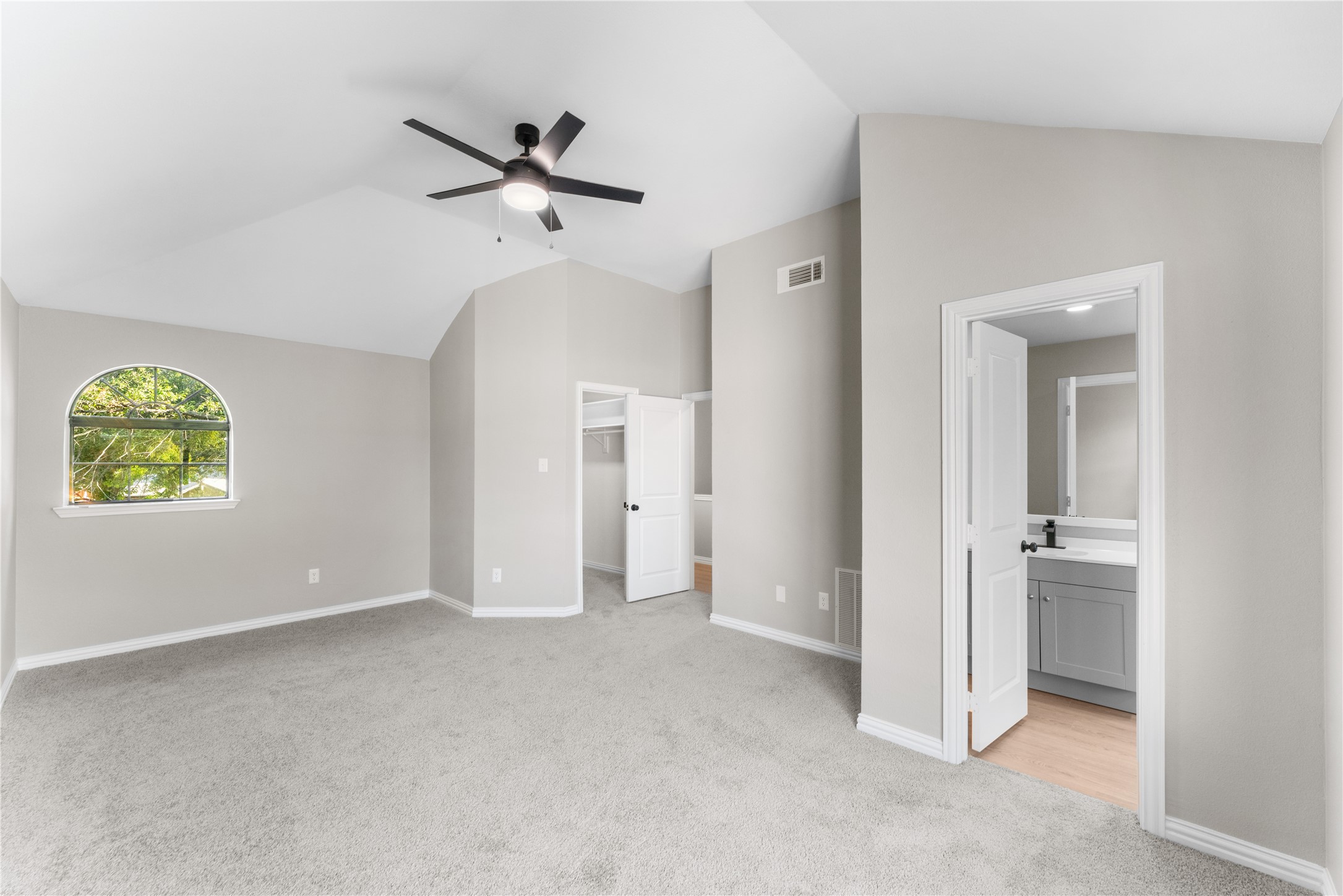 1713 Alameda Drive