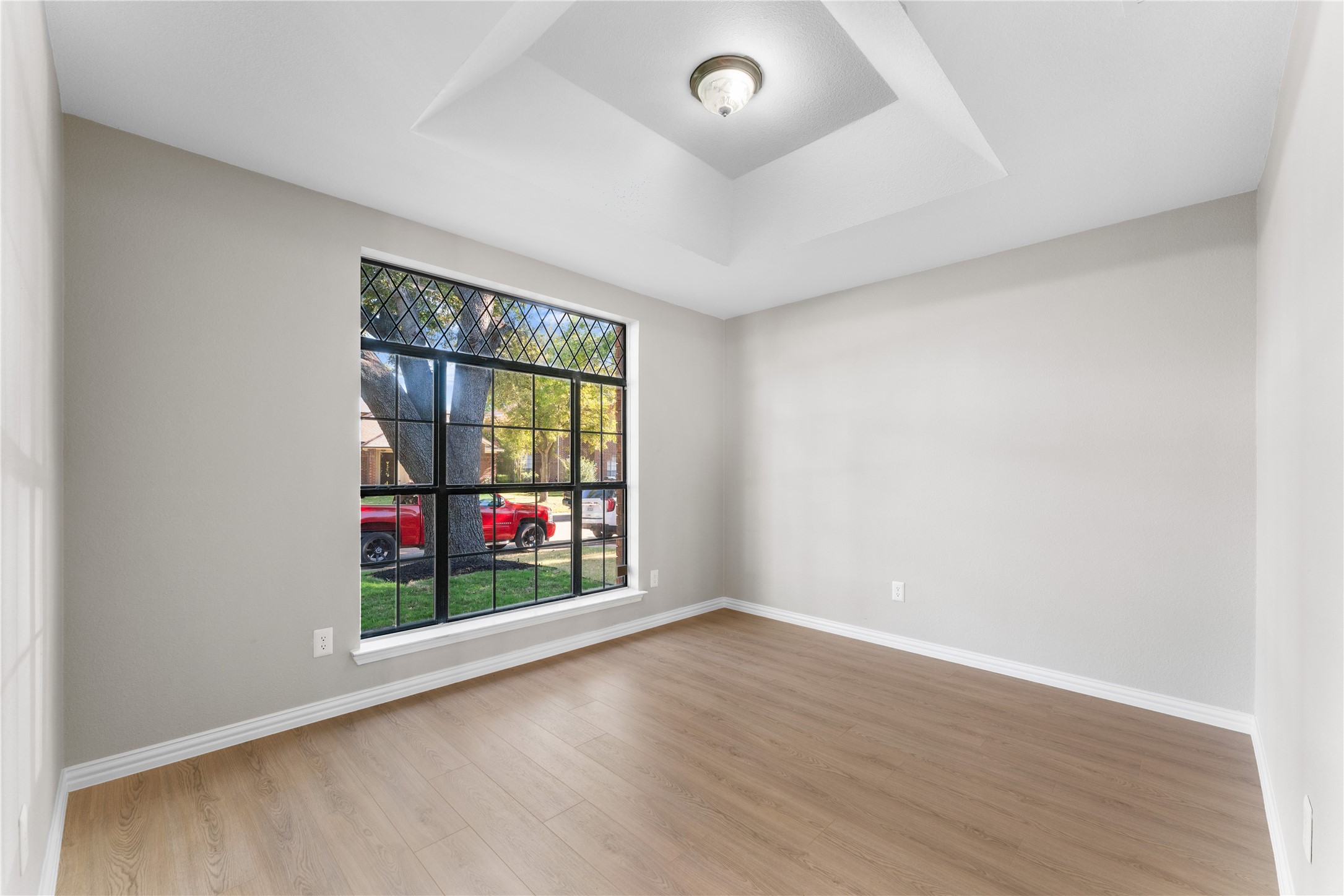 1713 Alameda Drive