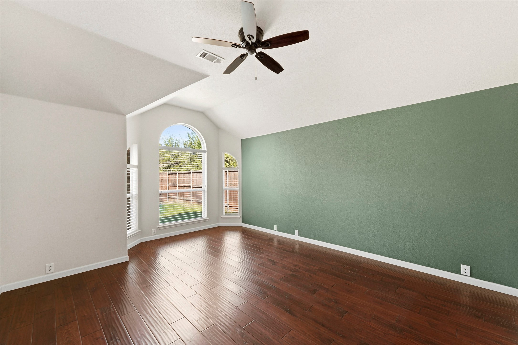 2608 Travis Drive