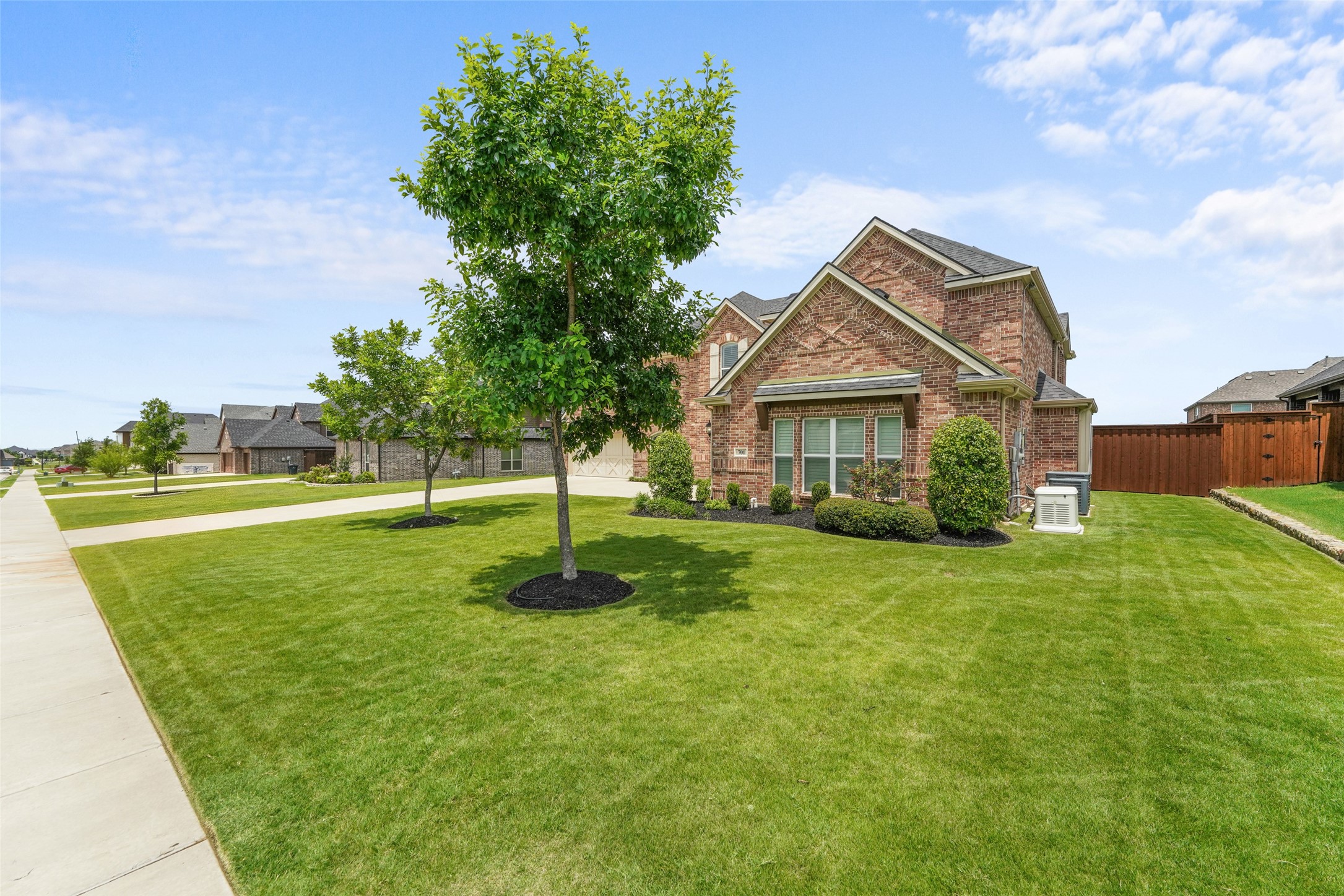 701 Featherstone Lane