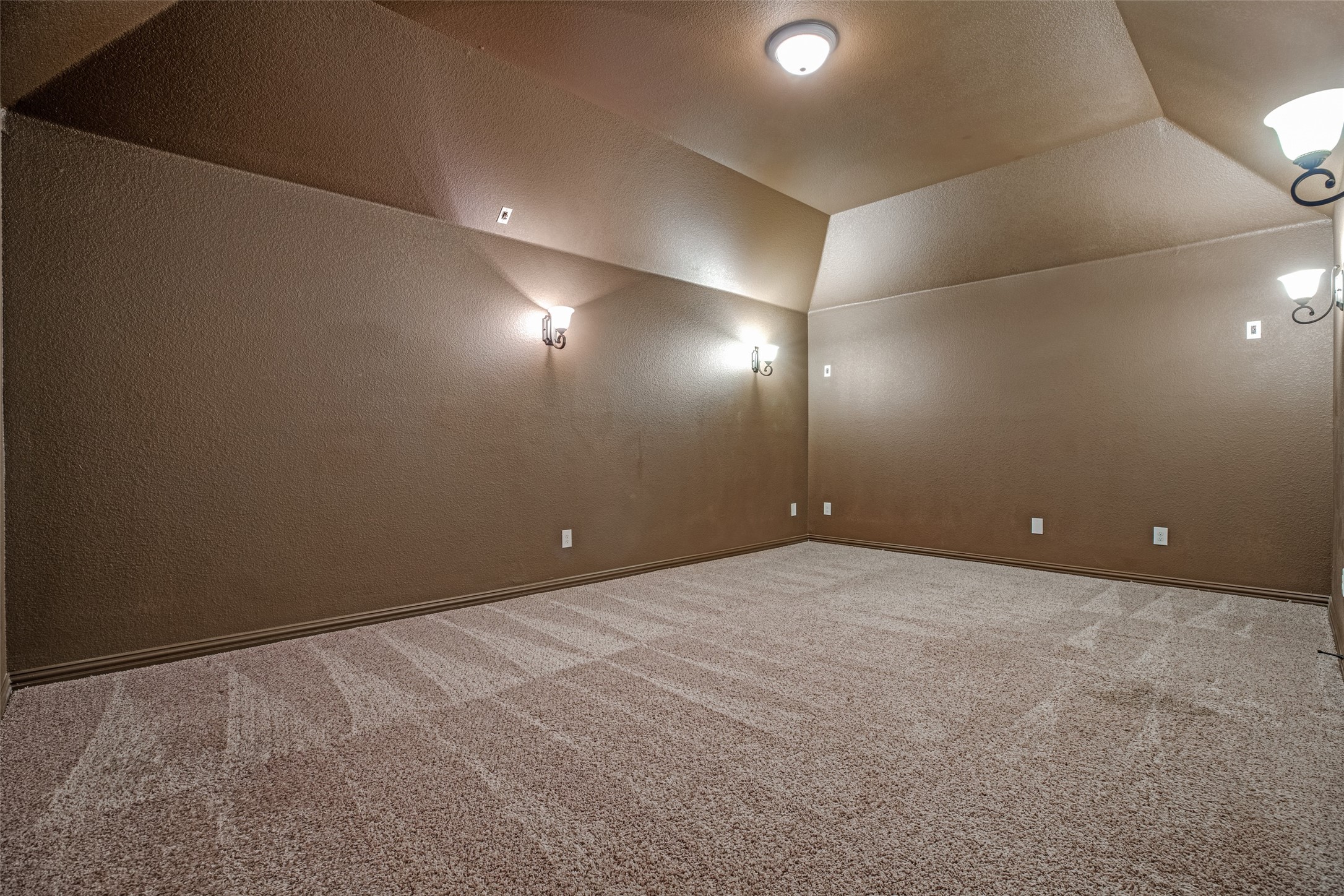 12450 Princess Drive