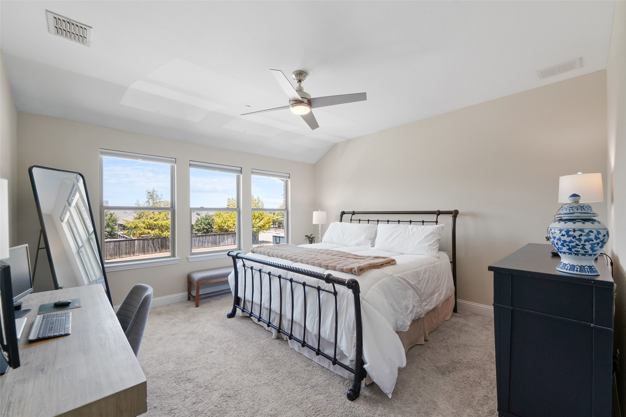 4608 Piedras Lanzar Drive
