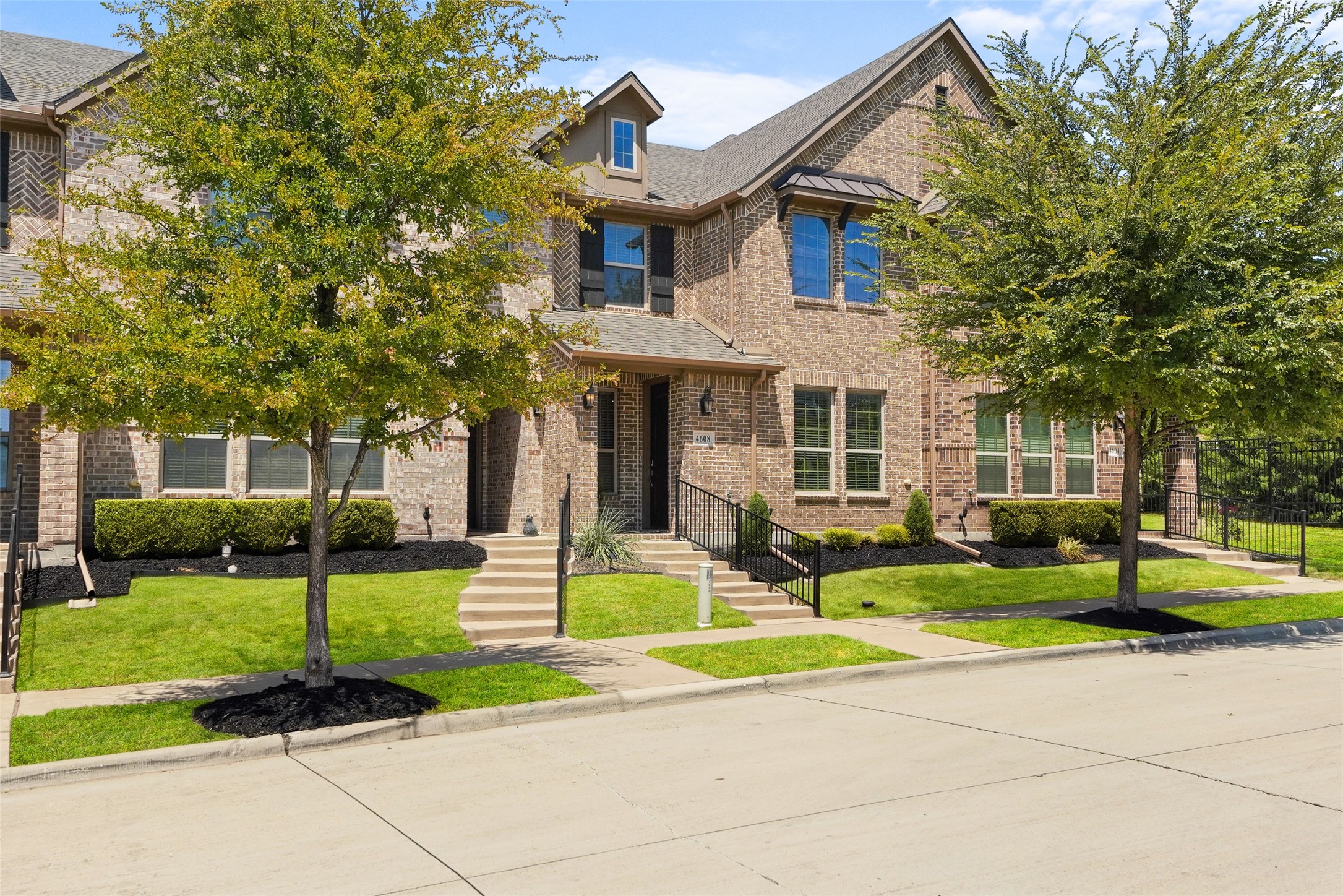 4608 Piedras Lanzar Drive