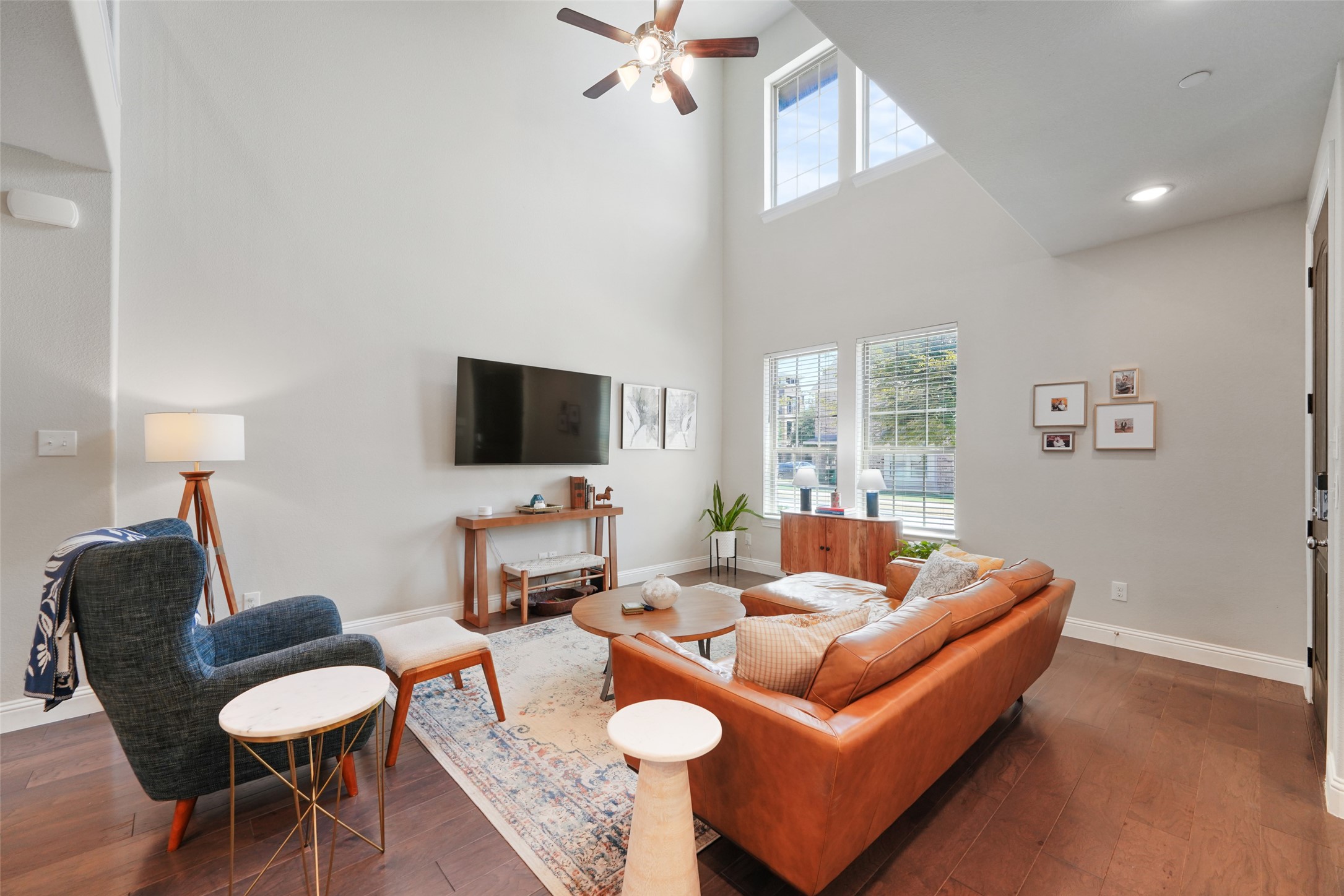 4608 Piedras Lanzar Drive