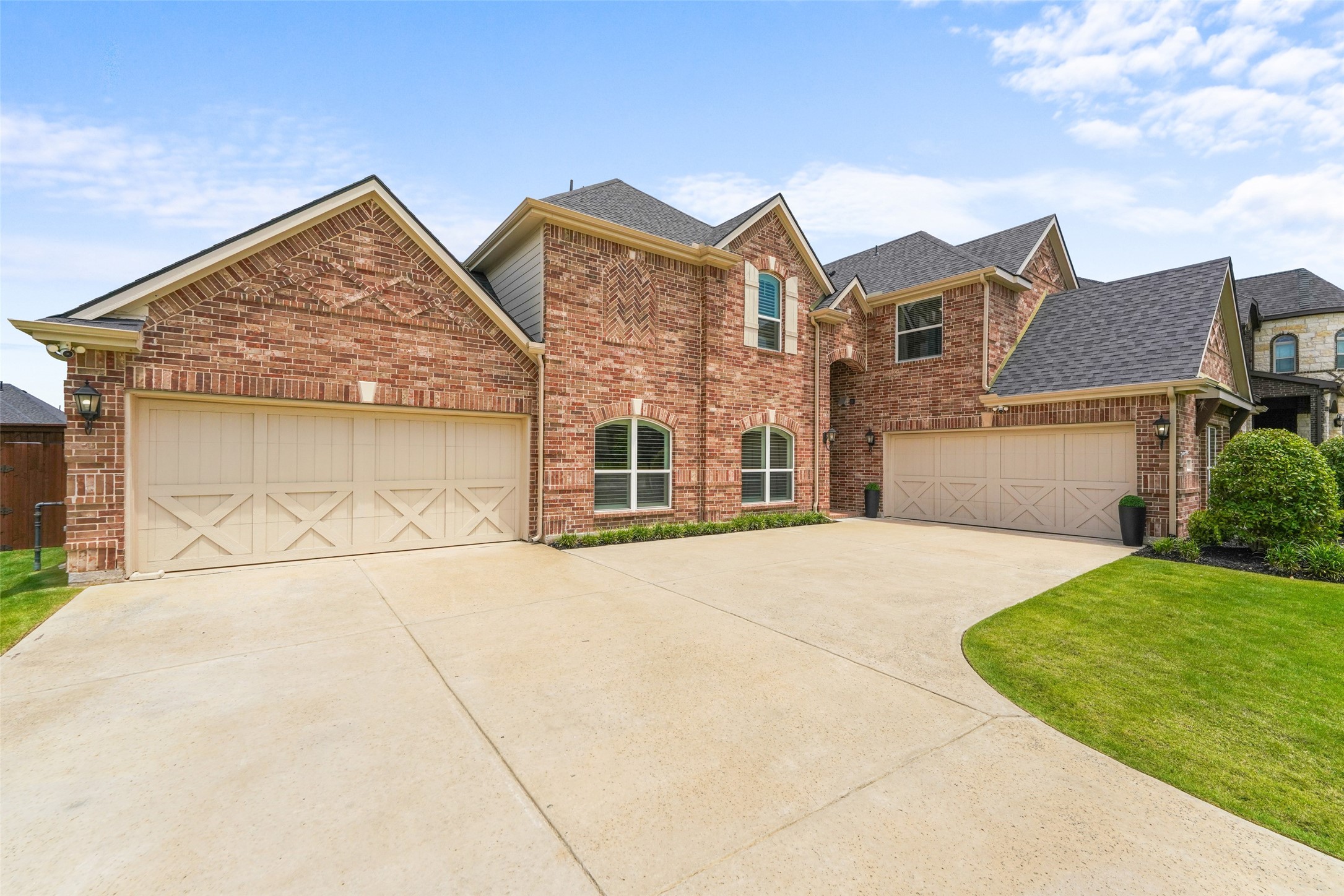 701 Featherstone Lane