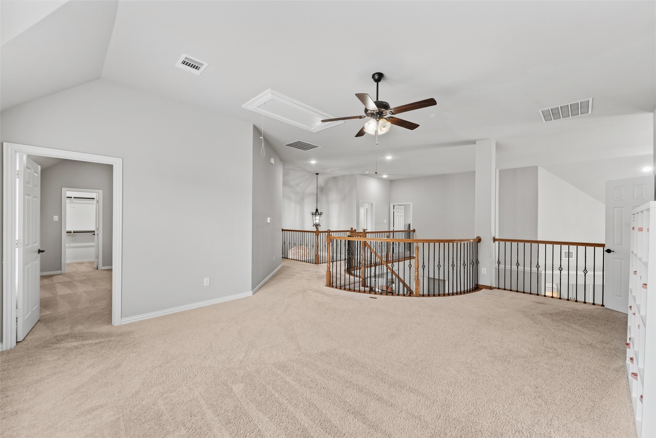 701 Featherstone Lane