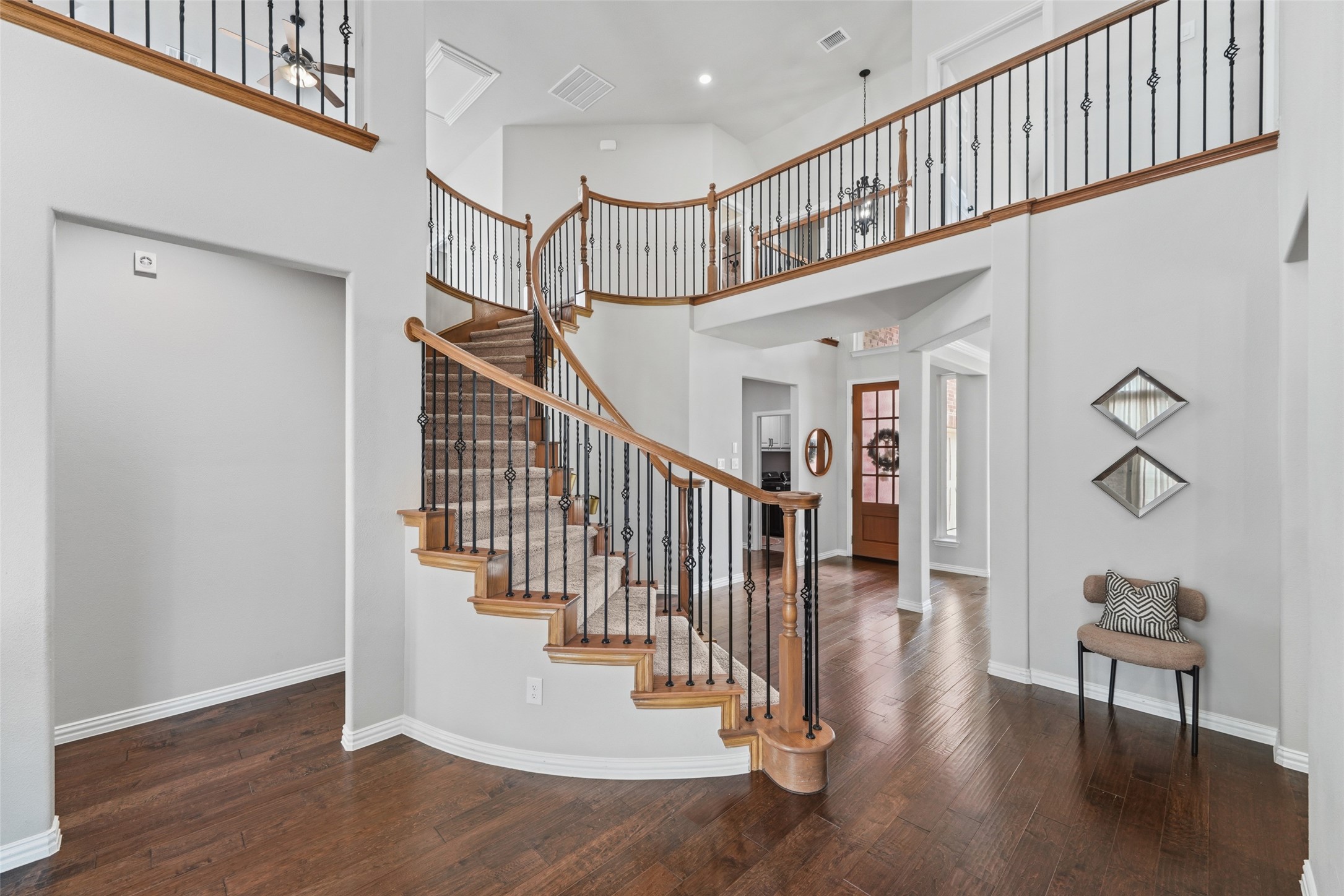 701 Featherstone Lane