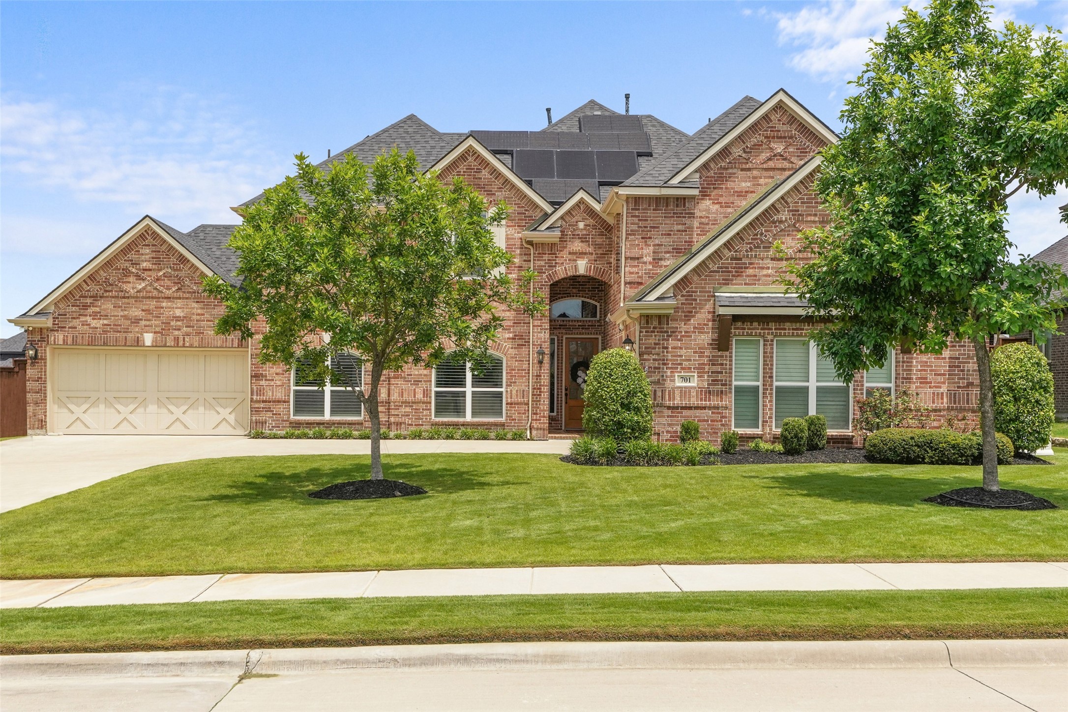 701 Featherstone Lane