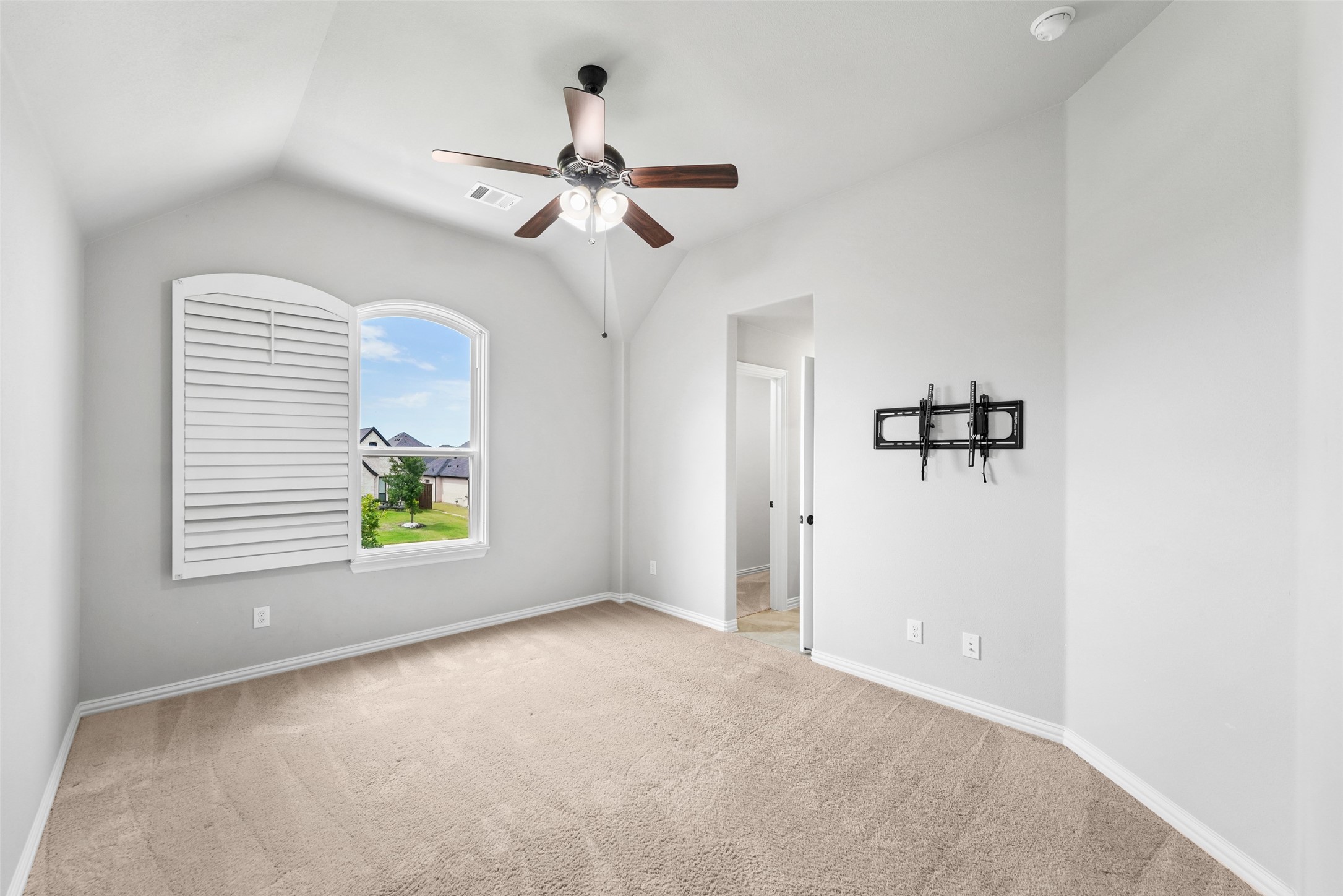 701 Featherstone Lane