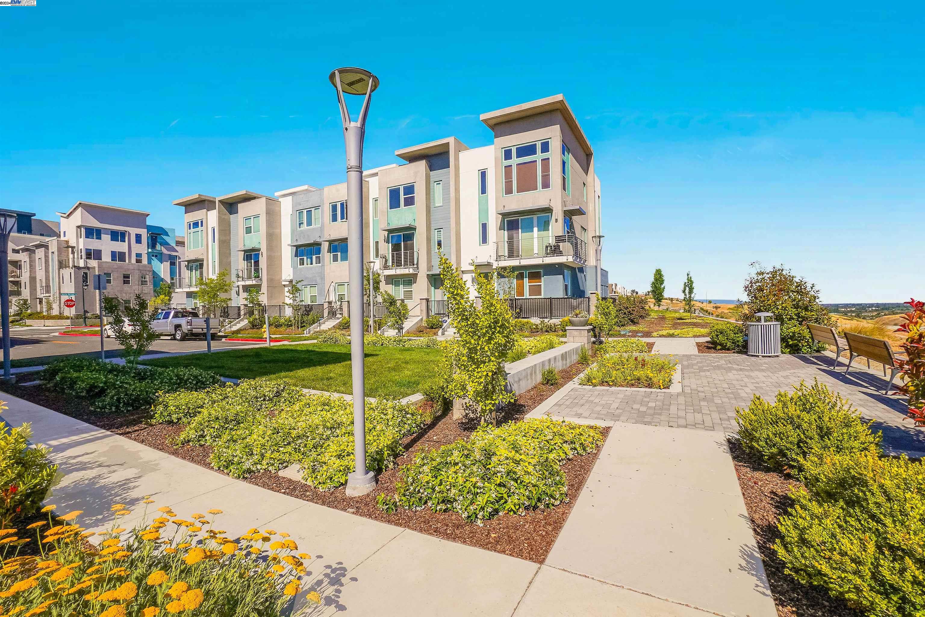 195 Manly Terrace # 3