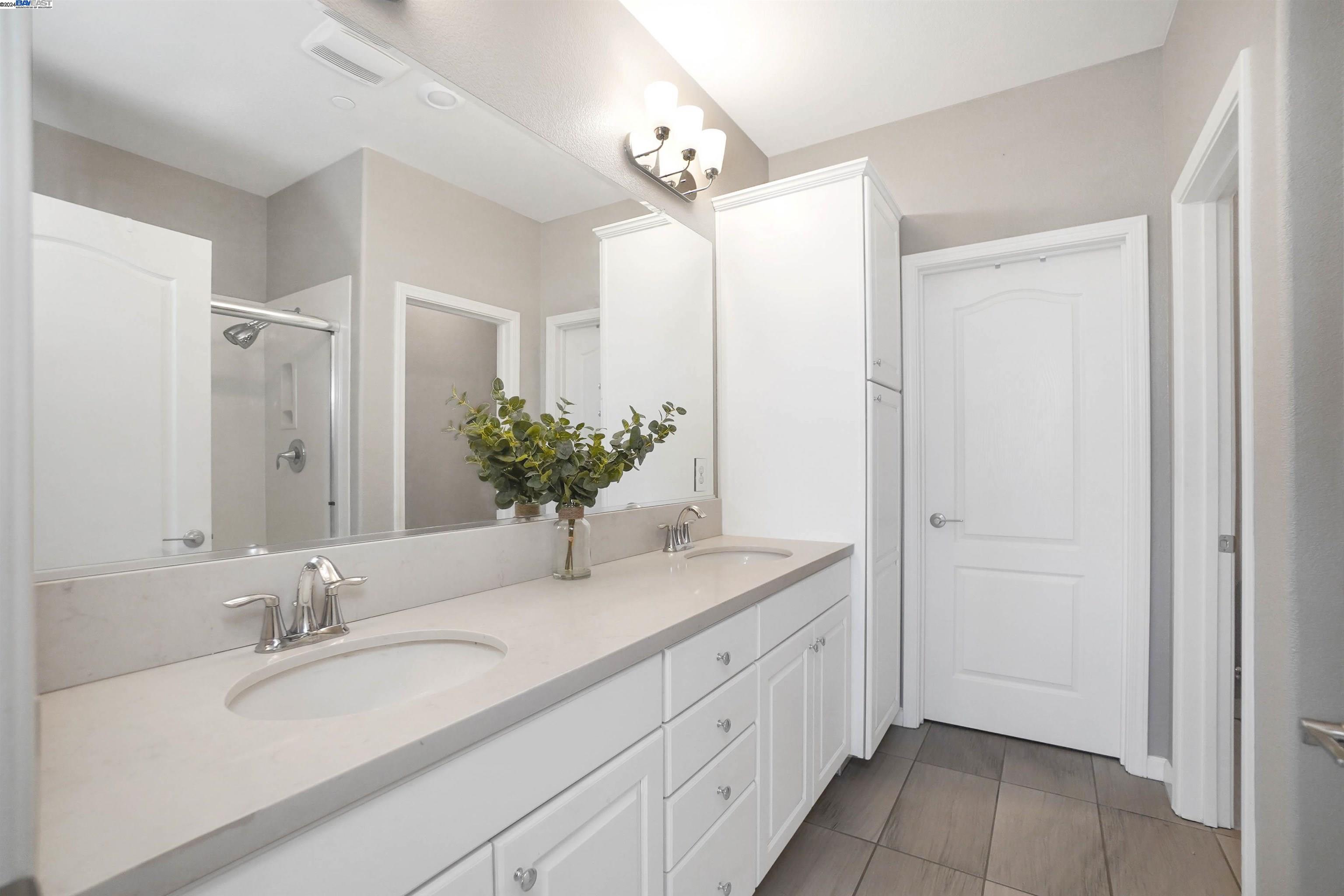 195 Manly Terrace # 3